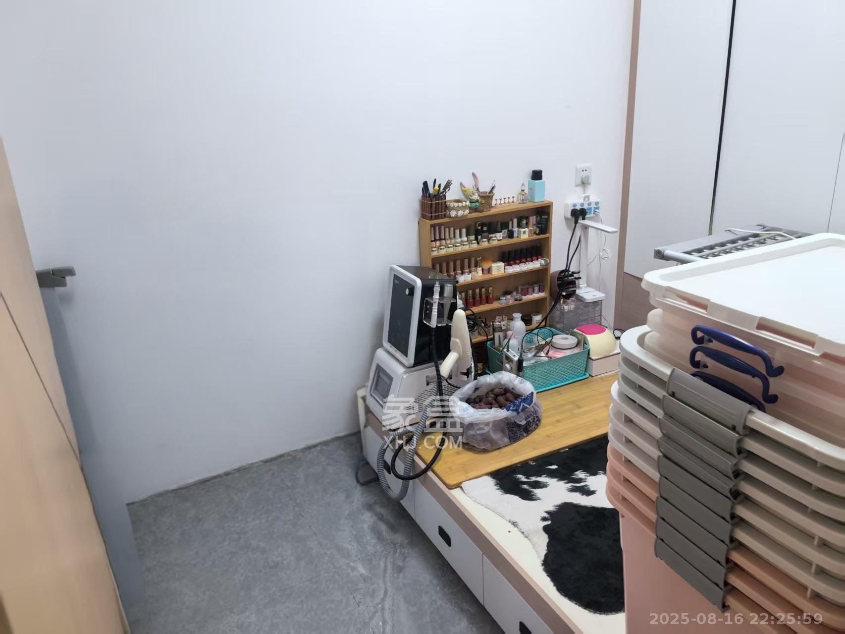 韭菜园嘉苑  3室1厅1卫   4200.00元/月室内图