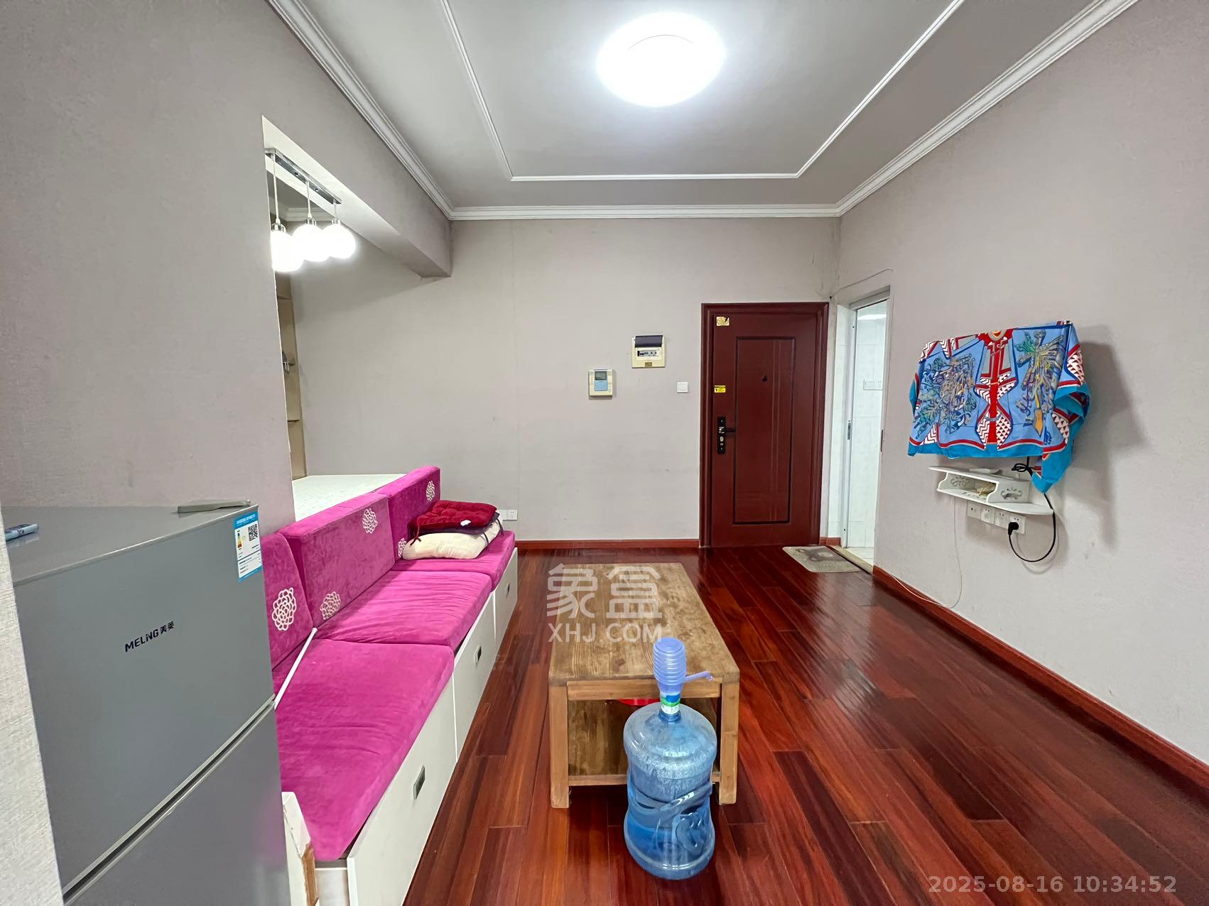 上河国际C区 1室1厅1卫 1600.0元/月 上河国际C区 1室1厅1卫 1600.0元/月室内图