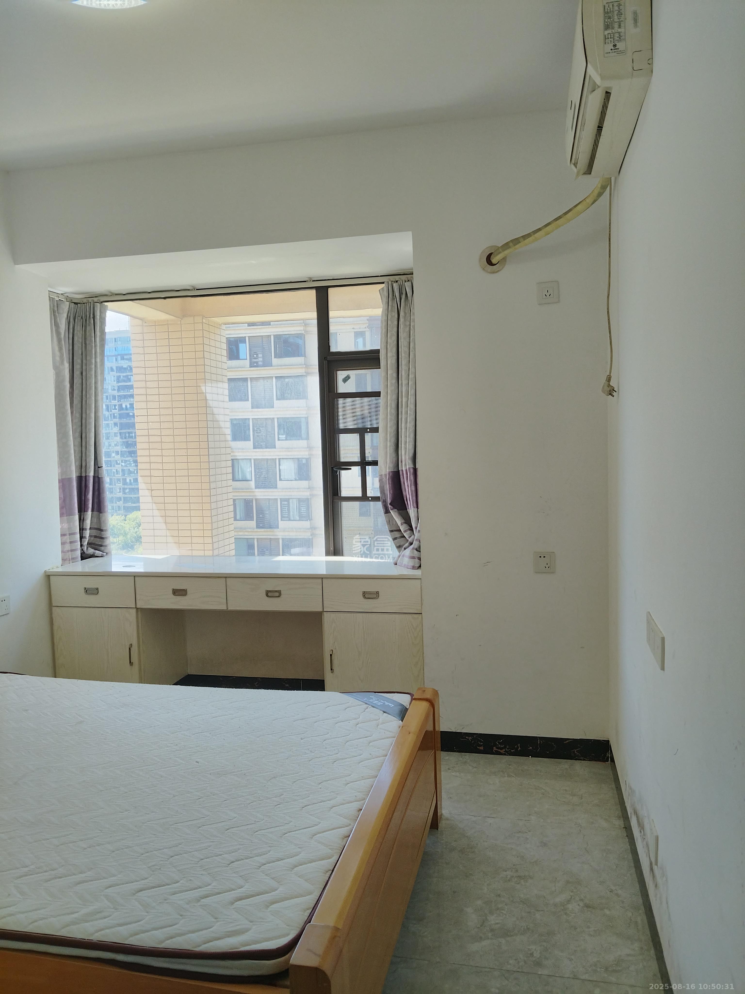 福天藏郡院子  3室2厅2卫    2100.0元/月 福天藏郡院子  3室2厅2卫    2100.0元/月室内图