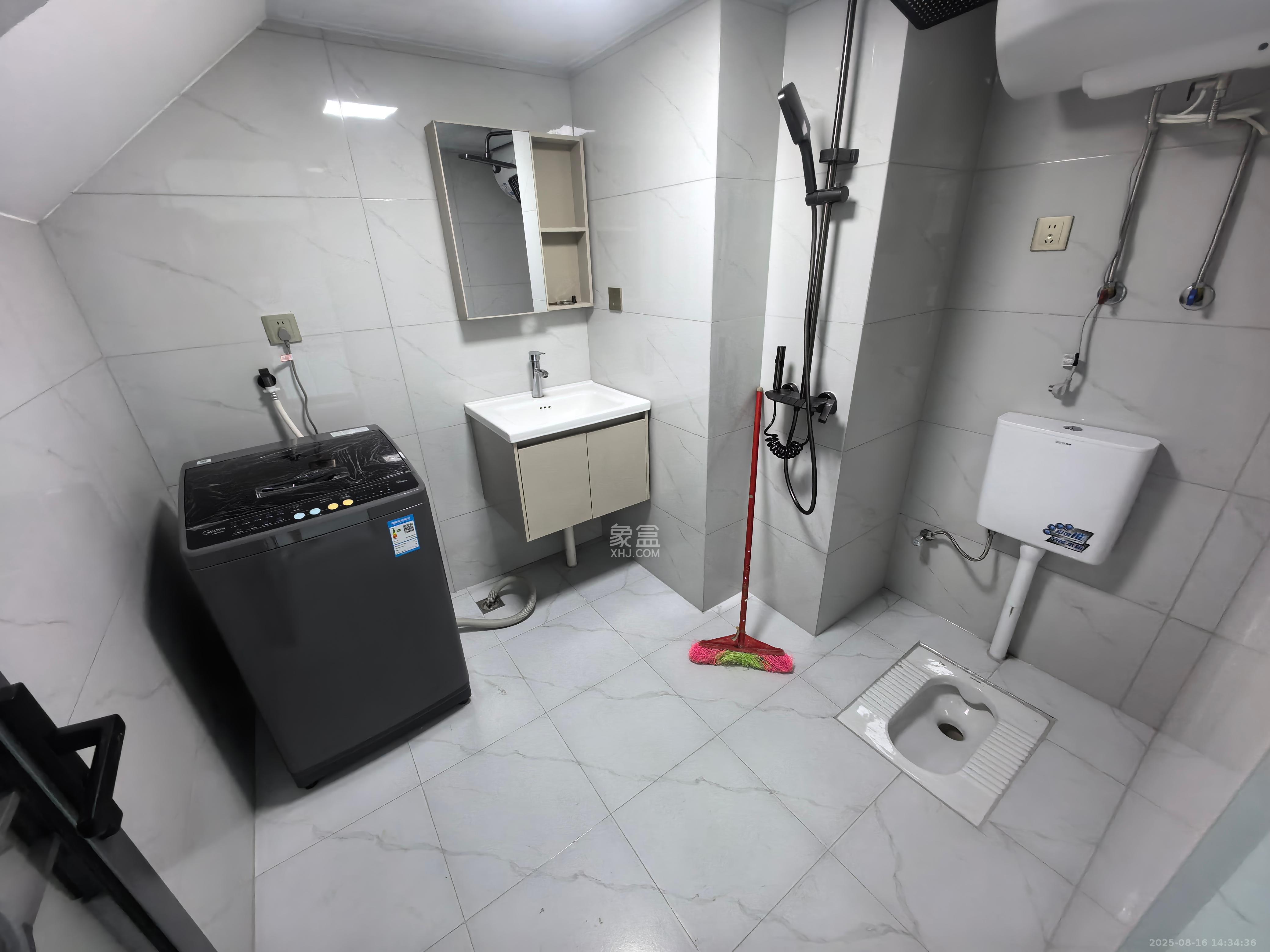 中建嘉和城  2室2厅1卫    2000.0元/月 中建嘉和城  2室2厅1卫    2000.0元/月室内图