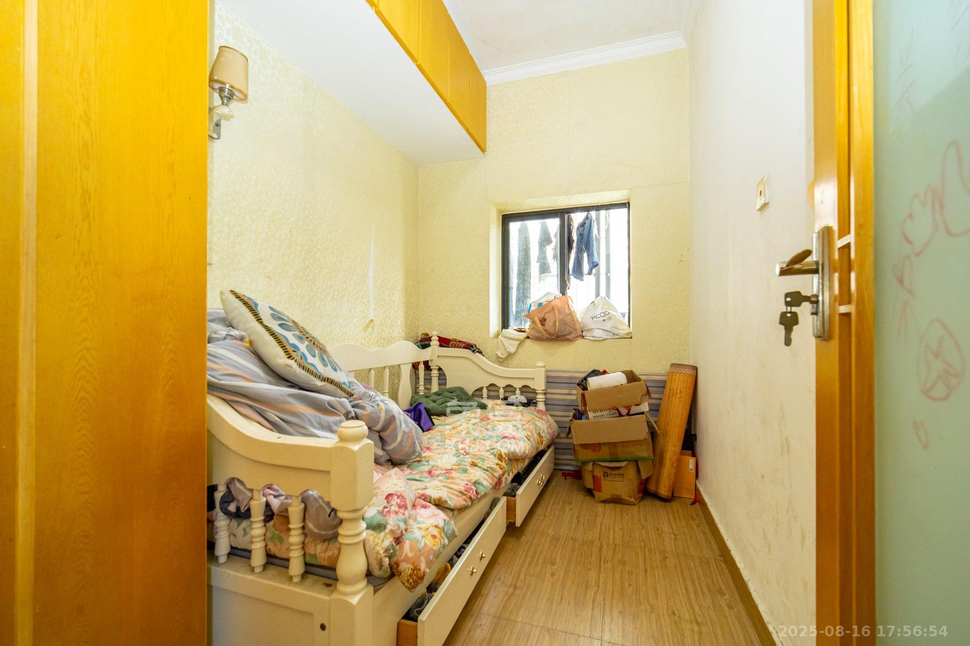 尚都花园城  2室1厅1卫    34.9万卧室