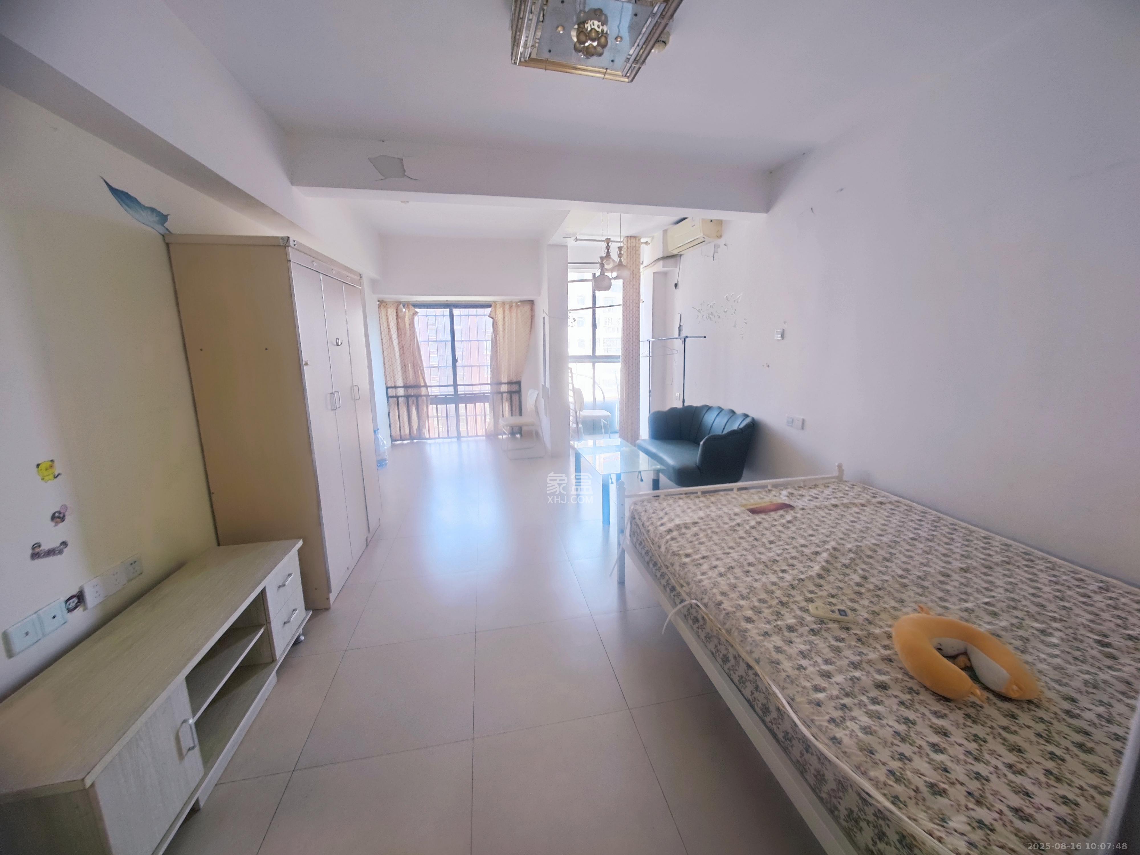 时代公馆 1室1厅1卫 1300.0元/月 时代公馆 1室1厅1卫 1300.0元/月室内图