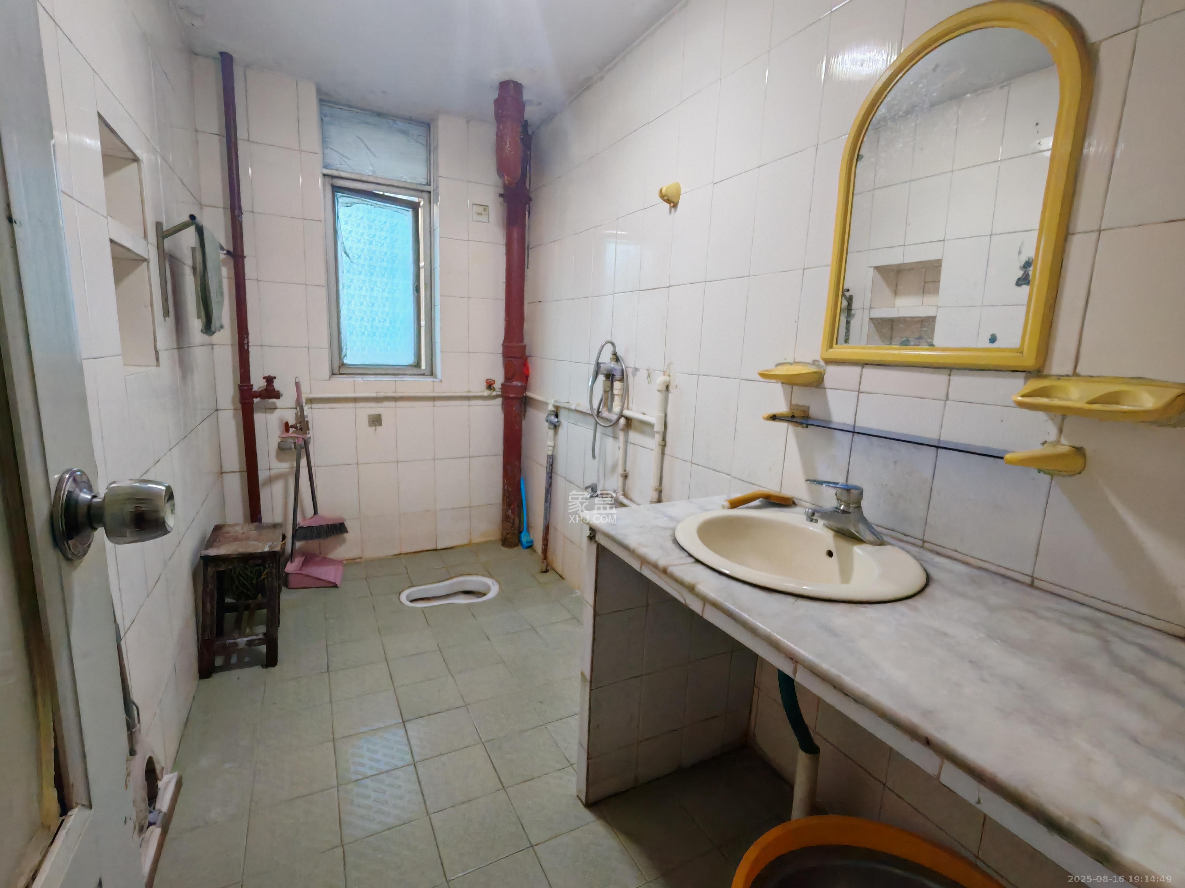 水泵厂宿舍  2室2厅1卫    1700.0元/月室内图