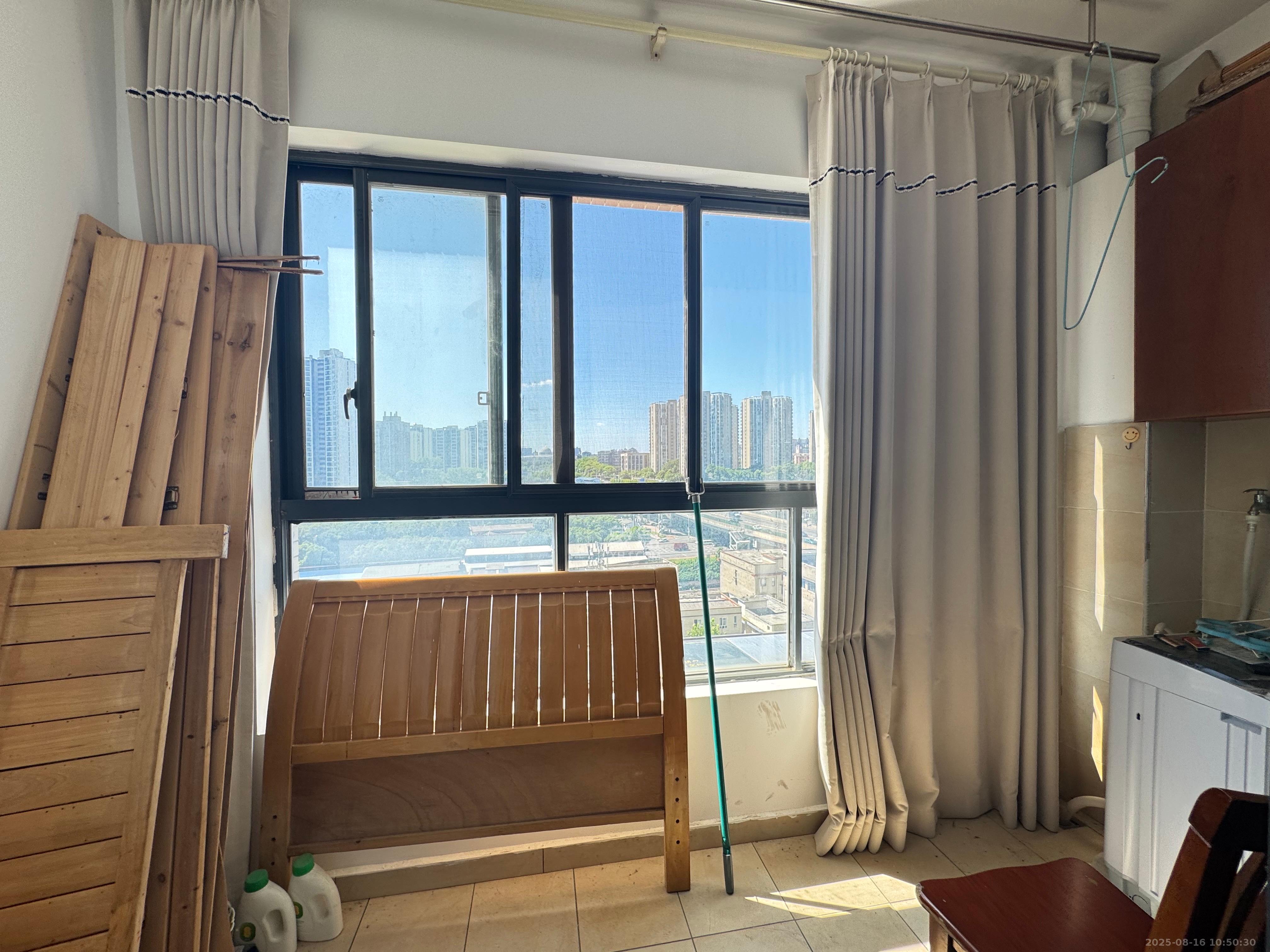 都市兰亭 3室1厅1卫 2000.0元/月 都市兰亭 3室1厅1卫 2000.0元/月室内图