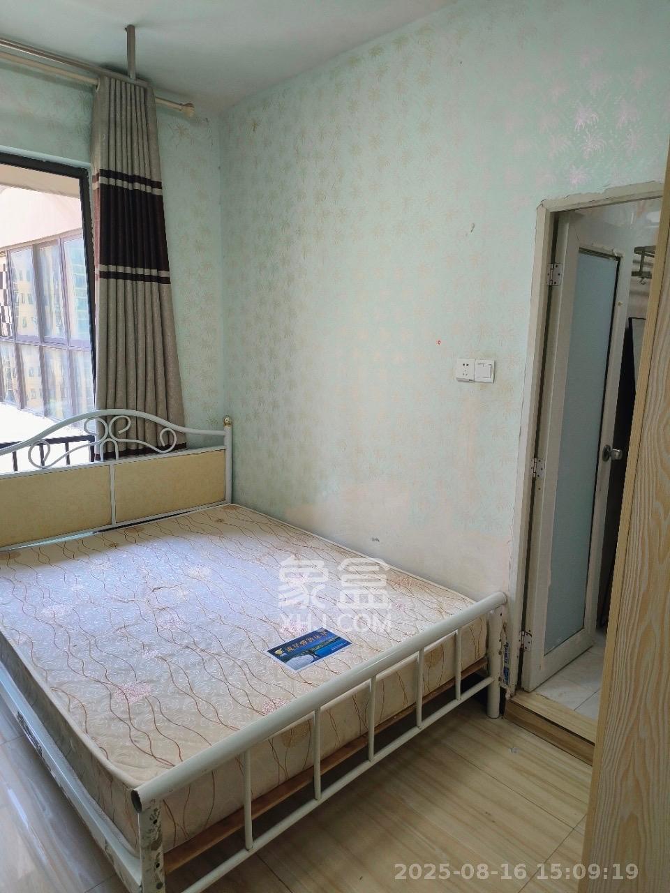 雨花公馆(紫苔名苑) 4室2厅2卫 3000.0元/月 雨花公馆(紫苔名苑) 4室2厅2卫 3000.0元/月室内图