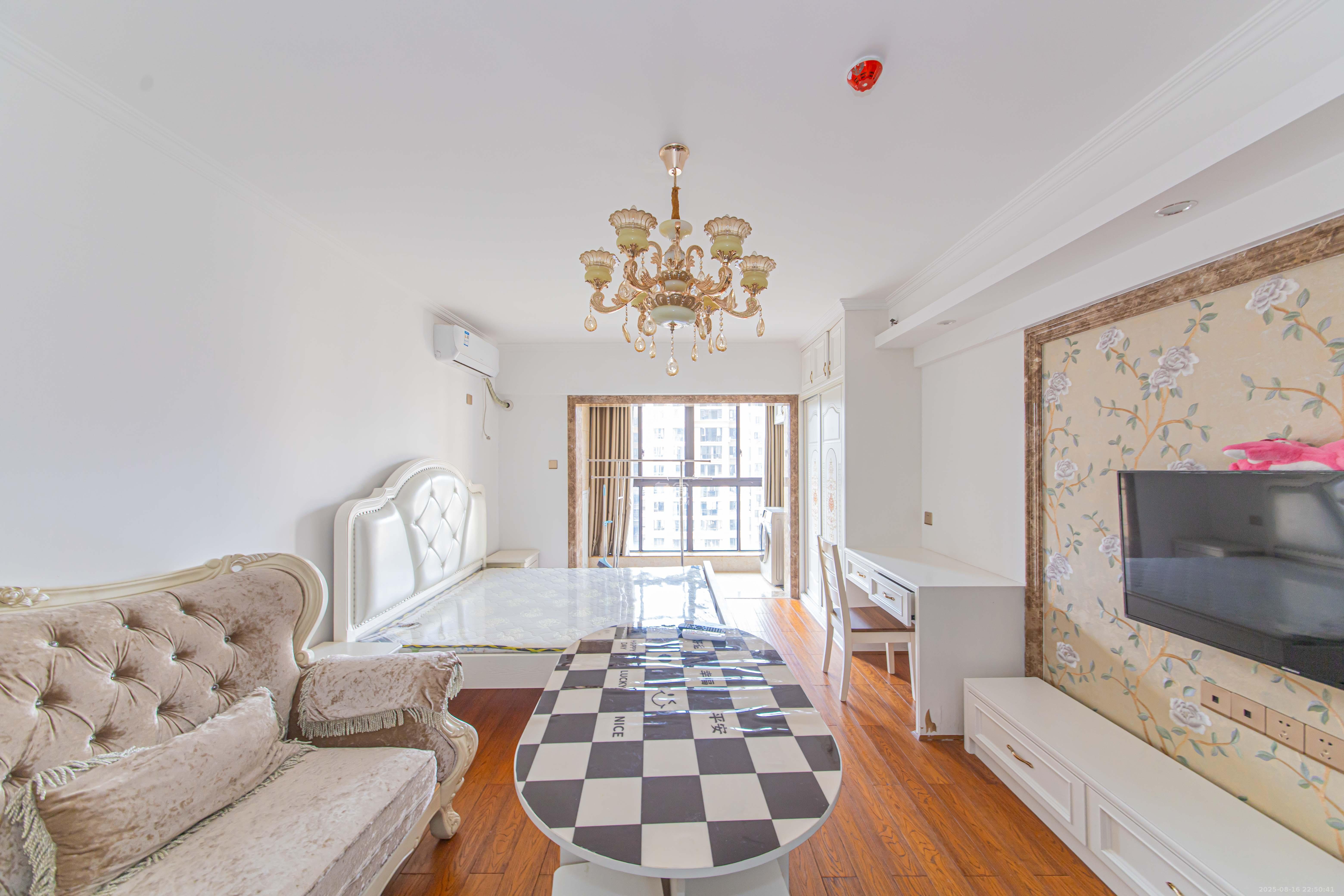 鑫远悦城（鑫远悦时代）  1室1厅1卫    31.0万客厅