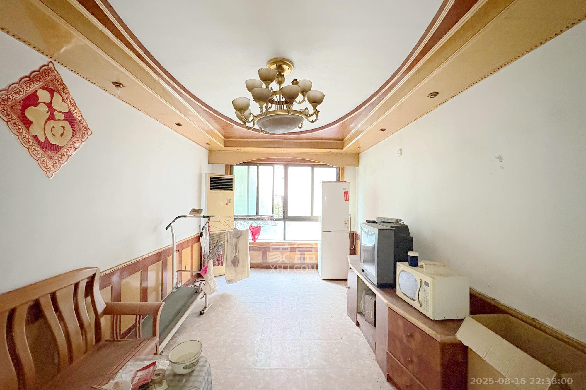 新富城  3室2厅1卫    90.0万 新富城  3室2厅1卫    90.0万