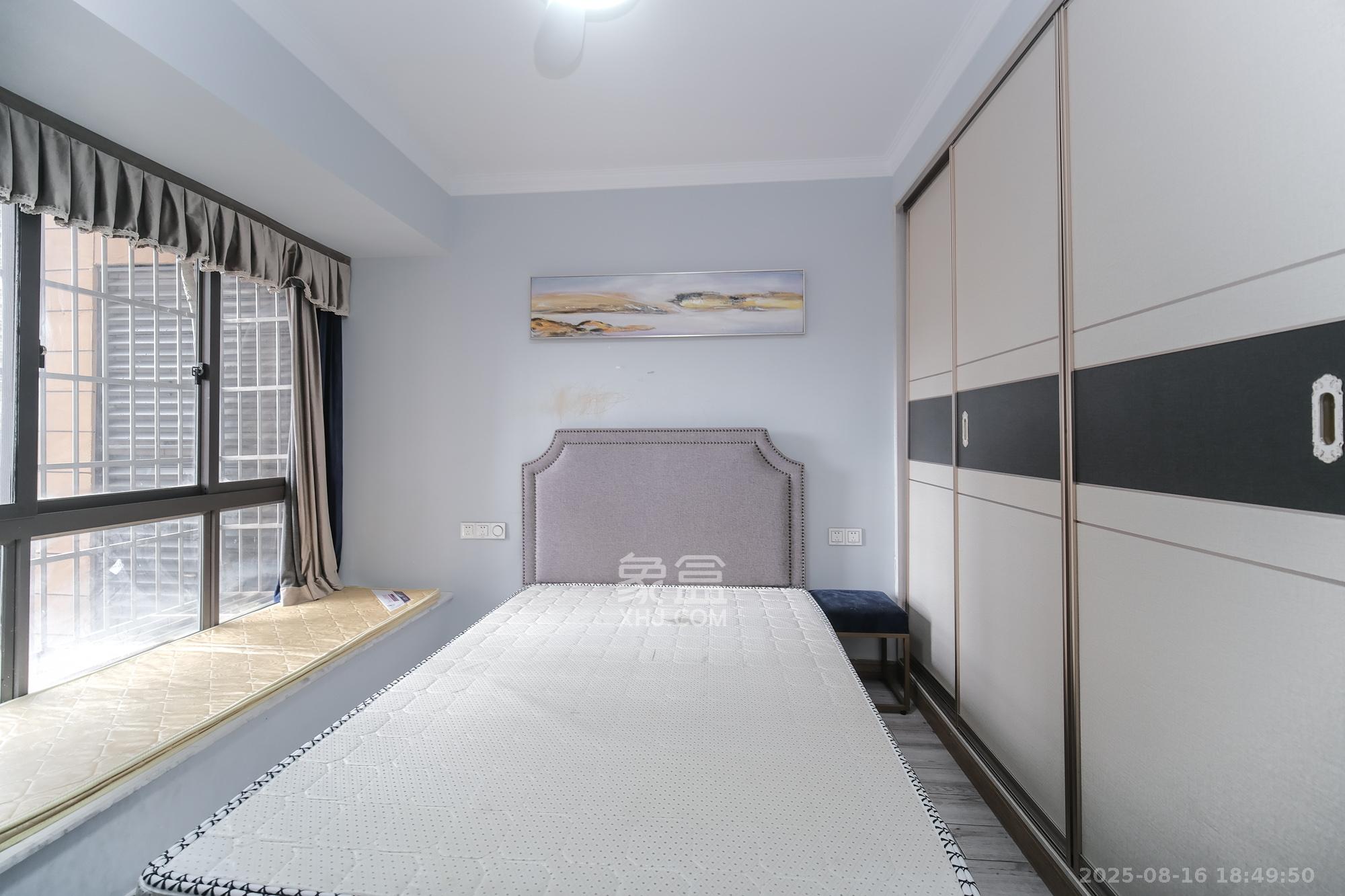 好望谷  4室2厅2卫    108.0万卧室