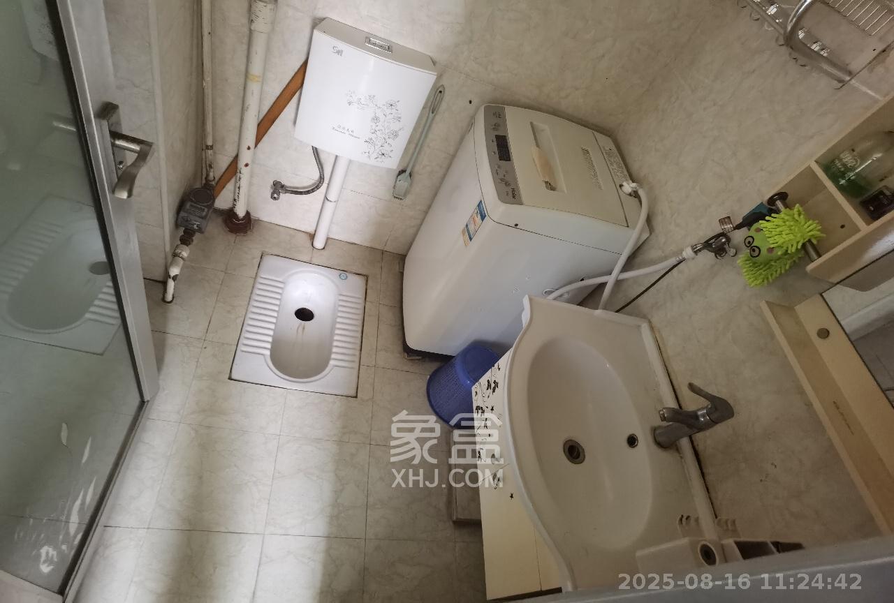 上河国际C区  1室0厅1卫   1600.00元/月室内图