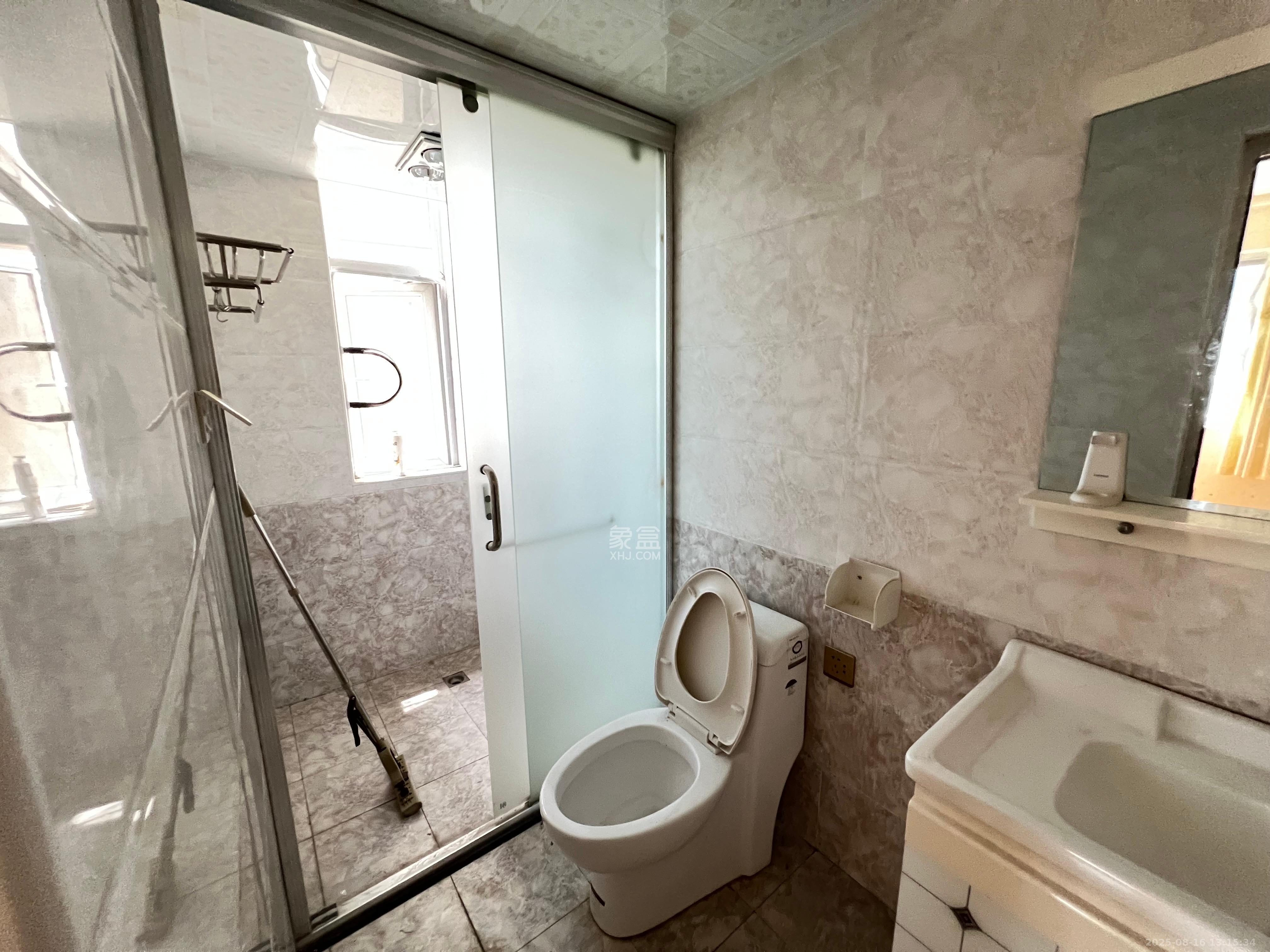 中铁西江悦一期  3室2厅2卫    2700.0元/月 中铁西江悦一期  3室2厅2卫    2700.0元/月室内图