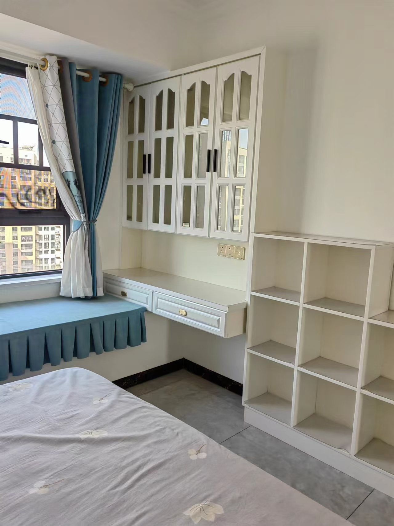 百弘学府城 3室2厅2卫 2000.0元/月 百弘学府城 3室2厅2卫 2000.0元/月室内图