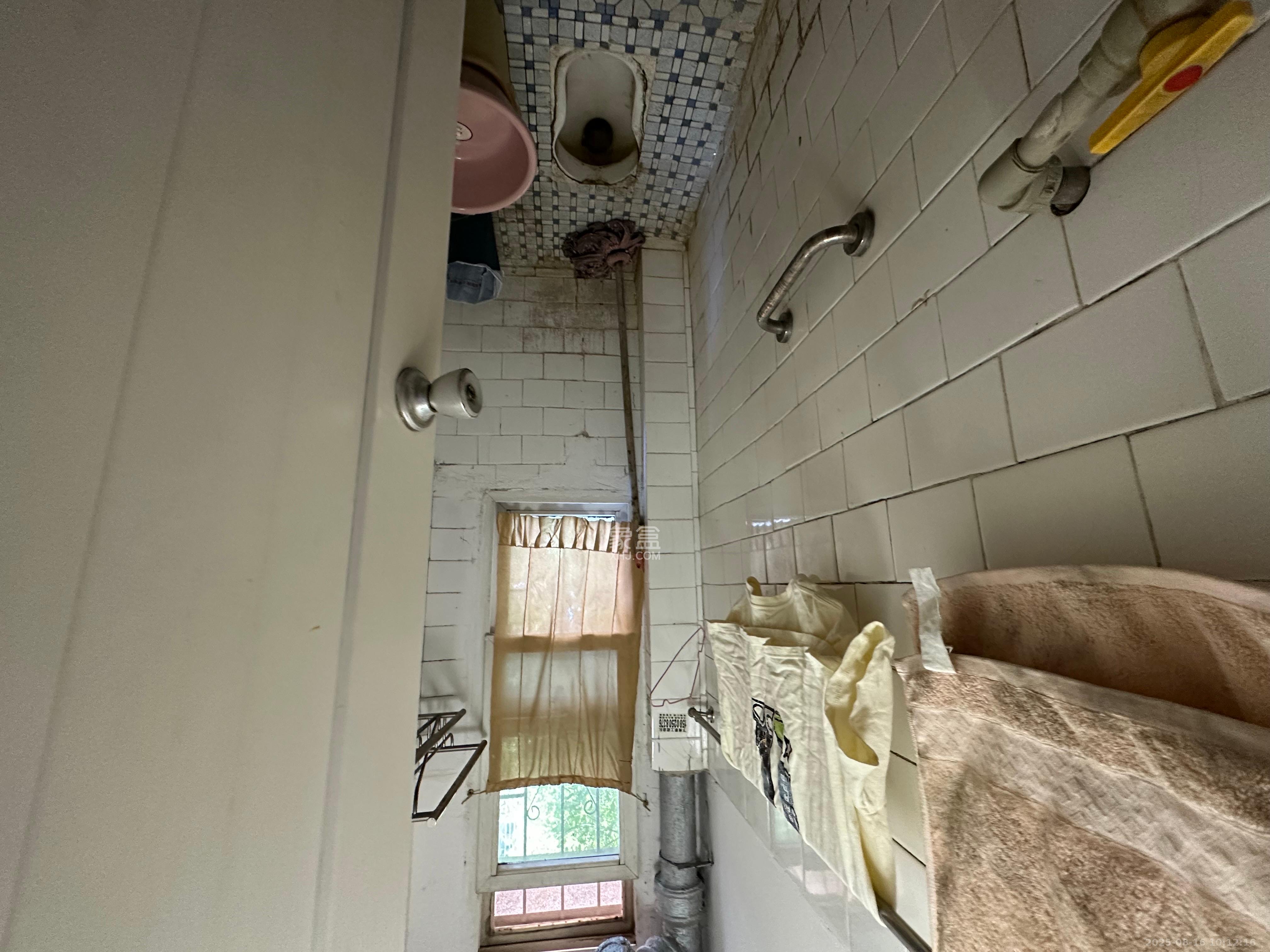 湘运新村 3室2厅1卫 1600.0元/月 湘运新村 3室2厅1卫 1600.0元/月室内图