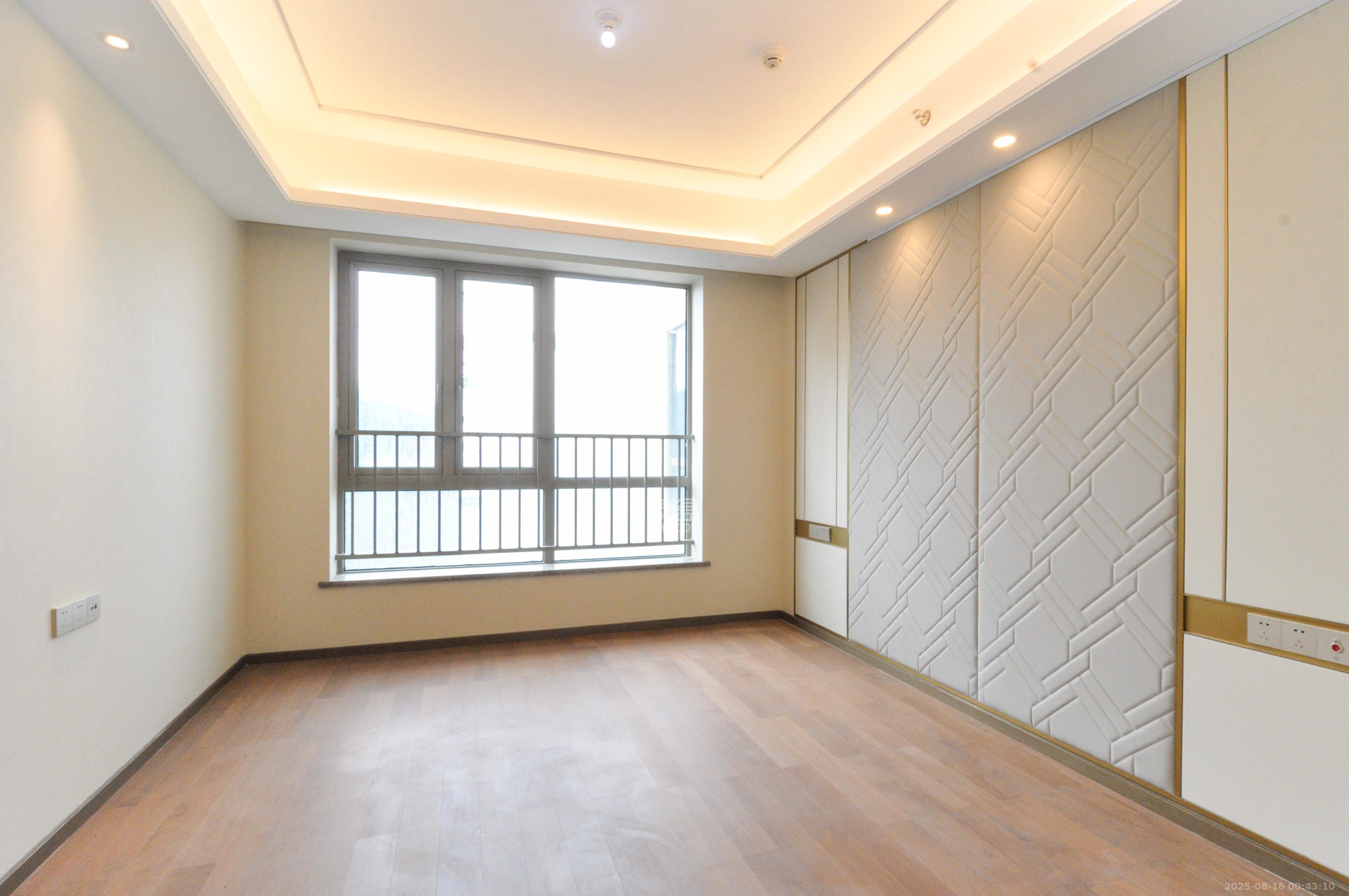 梅溪湖金茂湾  4室2厅2卫    458.0万 梅溪湖金茂湾  4室2厅2卫    458.0万其他