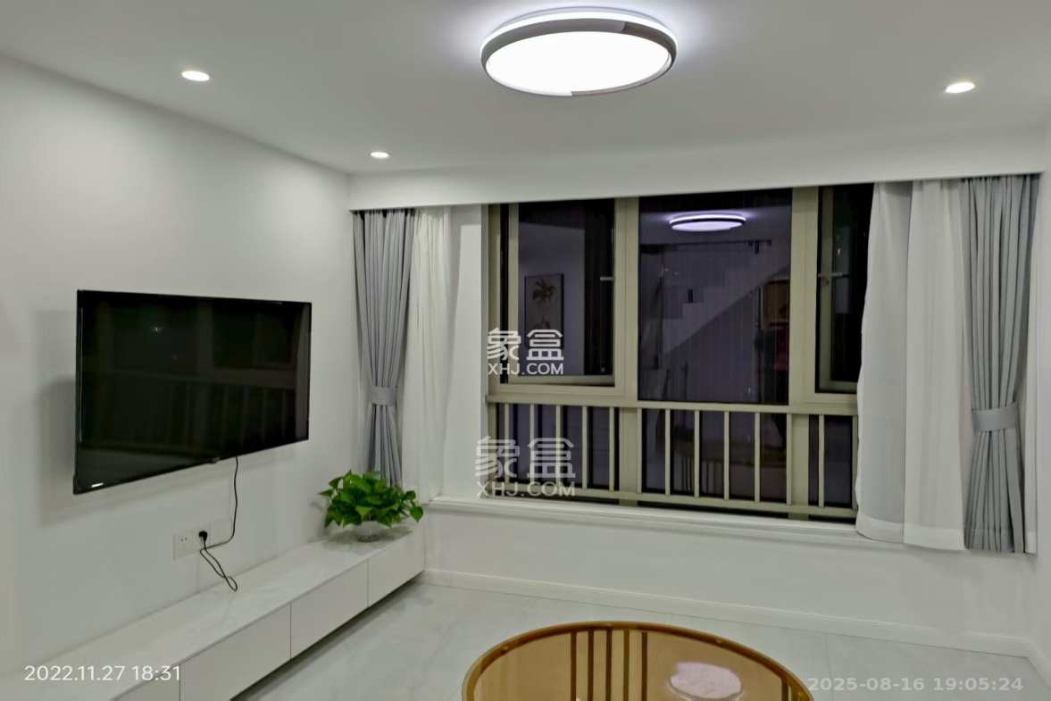 梅溪湖金茂湾  1室1厅1卫    2100.0元/月 梅溪湖金茂湾  1室1厅1卫    2100.0元/月室内图