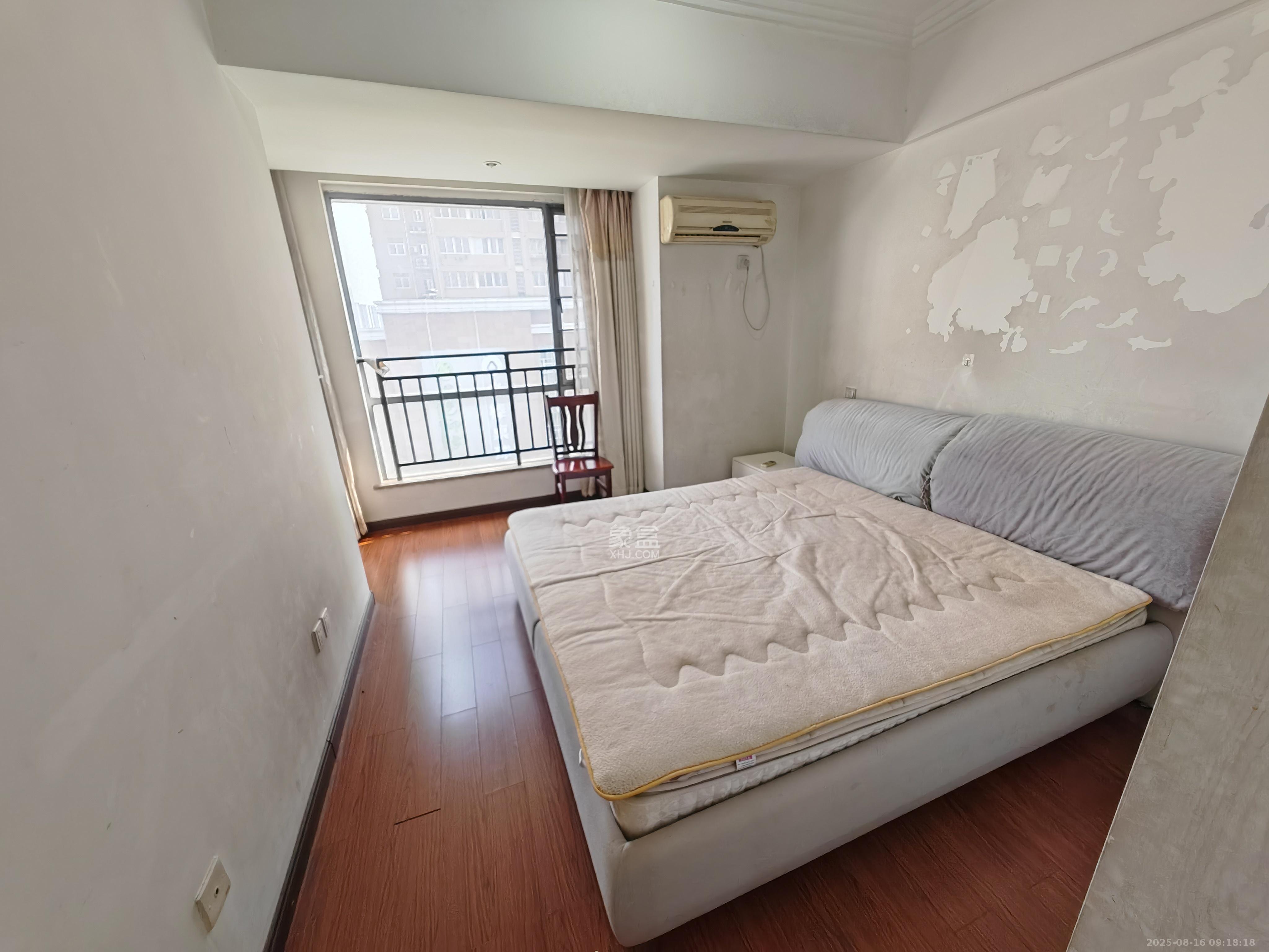 西子一间  1室1厅1卫   2200.00元/月室内图