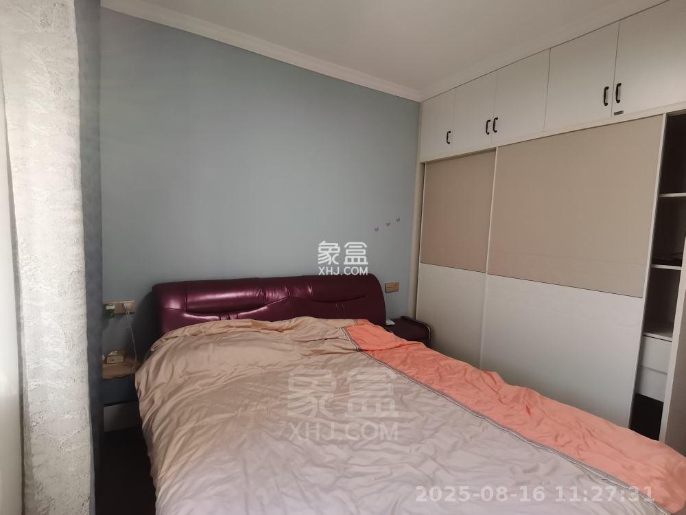 滨江花园  2室2厅1卫   2400.00元/月室内图