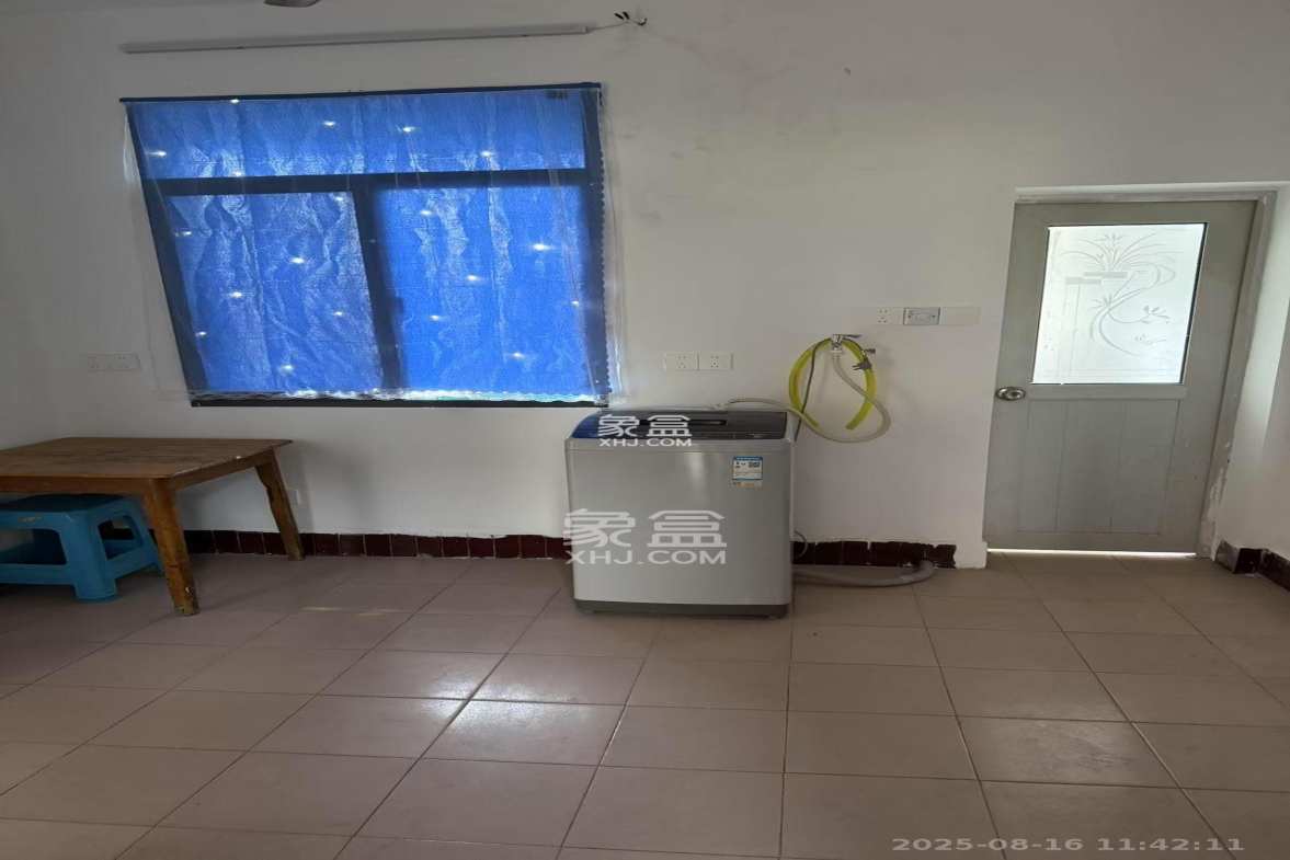 长重机械厂宿舍  2室2厅1卫    1100.0元/月 长重机械厂宿舍  2室2厅1卫    1100.0元/月室内图