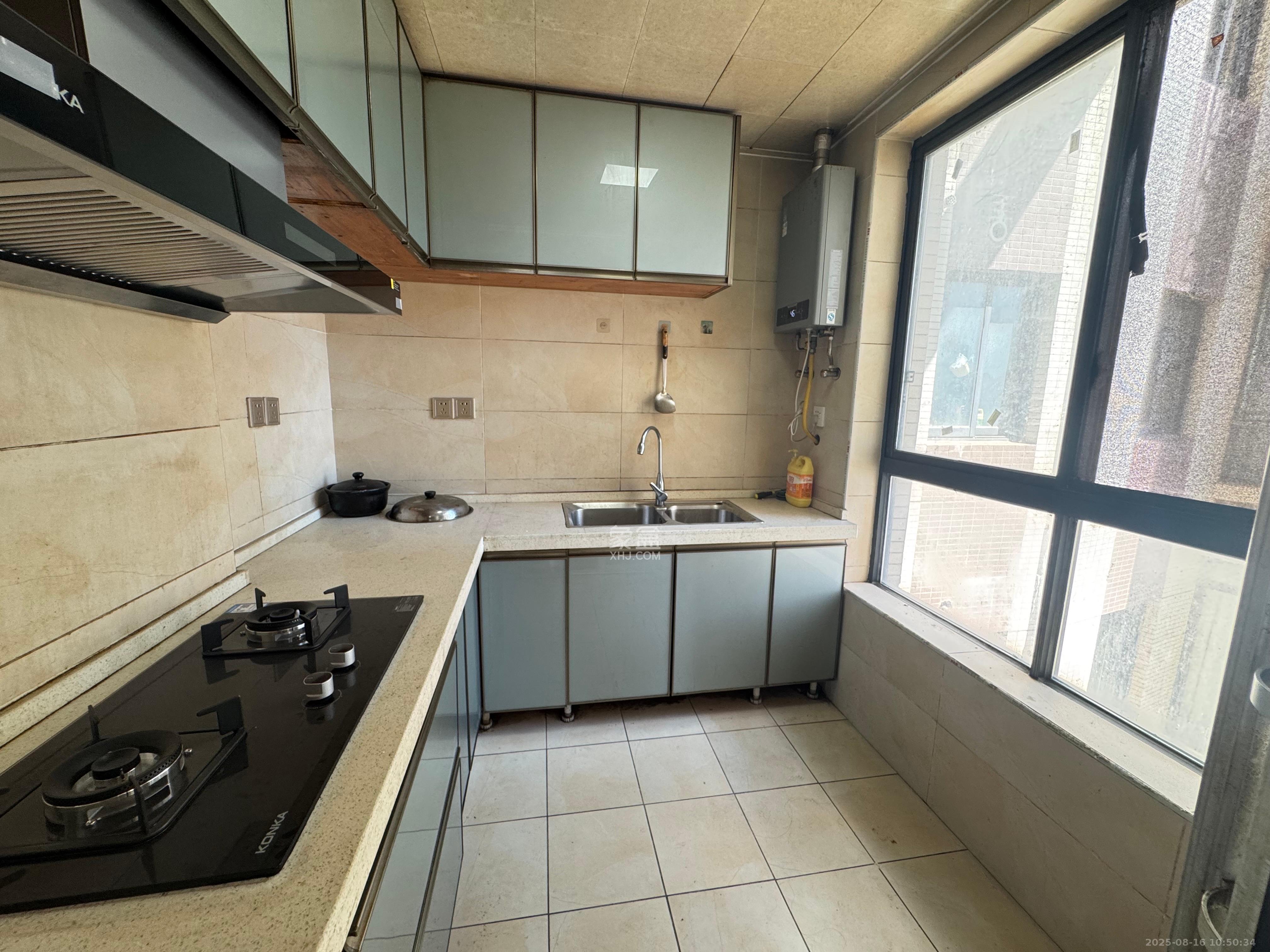 都市兰亭  3室1厅1卫    2000.0元/月室内图