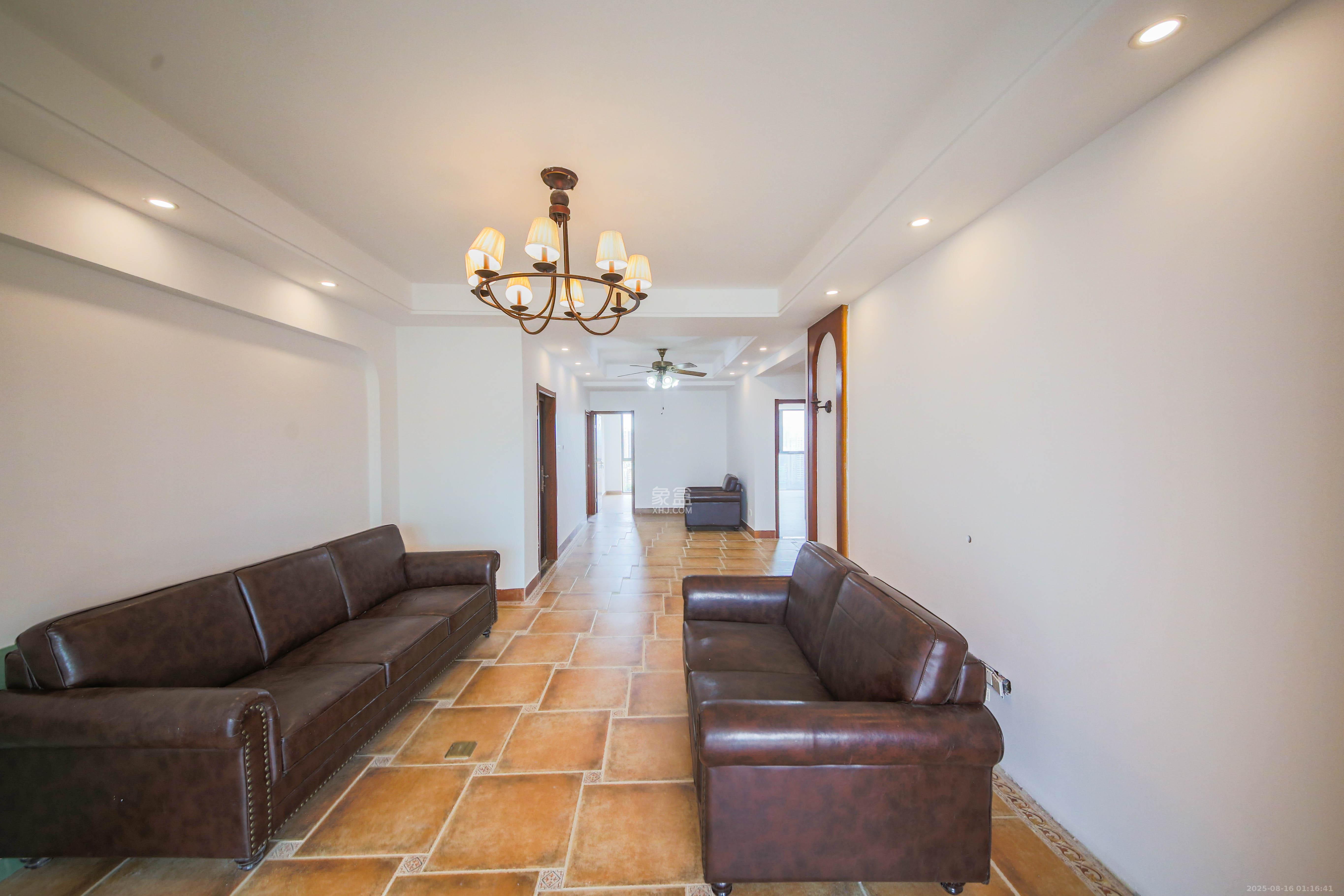 博林金谷  3室2厅2卫    115.0万 博林金谷  3室2厅2卫    115.0万