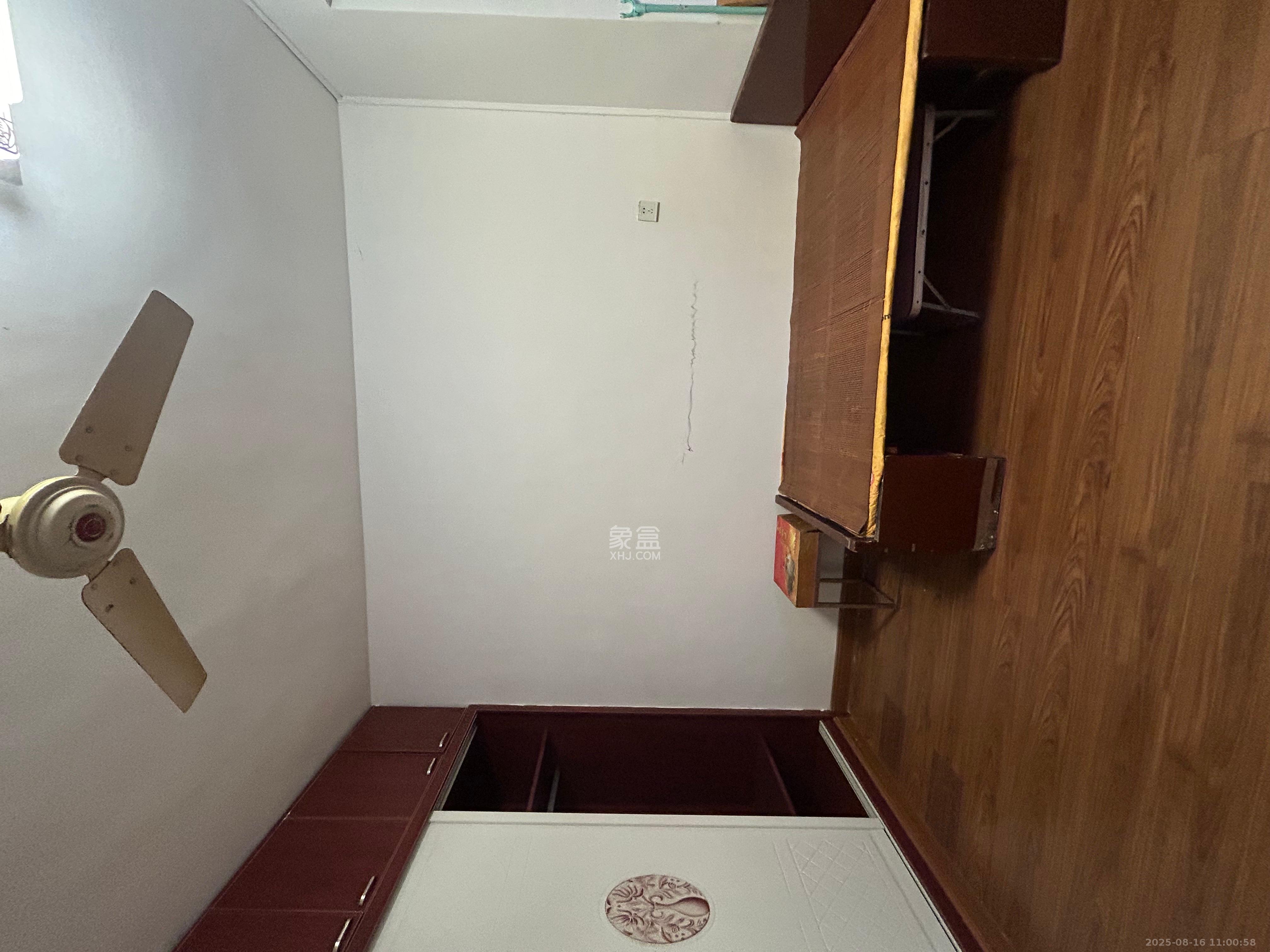 杨家山散盘 1室1厅1卫 900.0元/月 杨家山散盘 1室1厅1卫 900.0元/月室内图