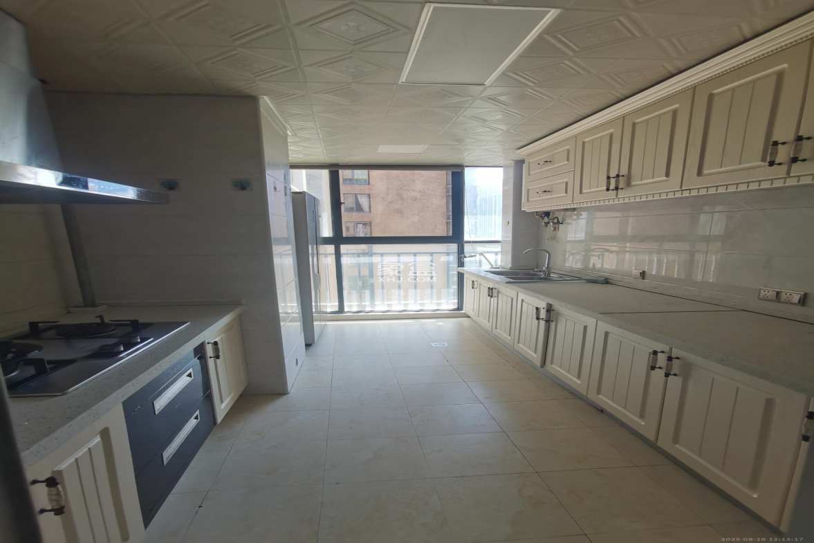 鑫远御文台一期  3室2厅2卫    3100.0元/月 鑫远御文台一期  3室2厅2卫    3100.0元/月室内图