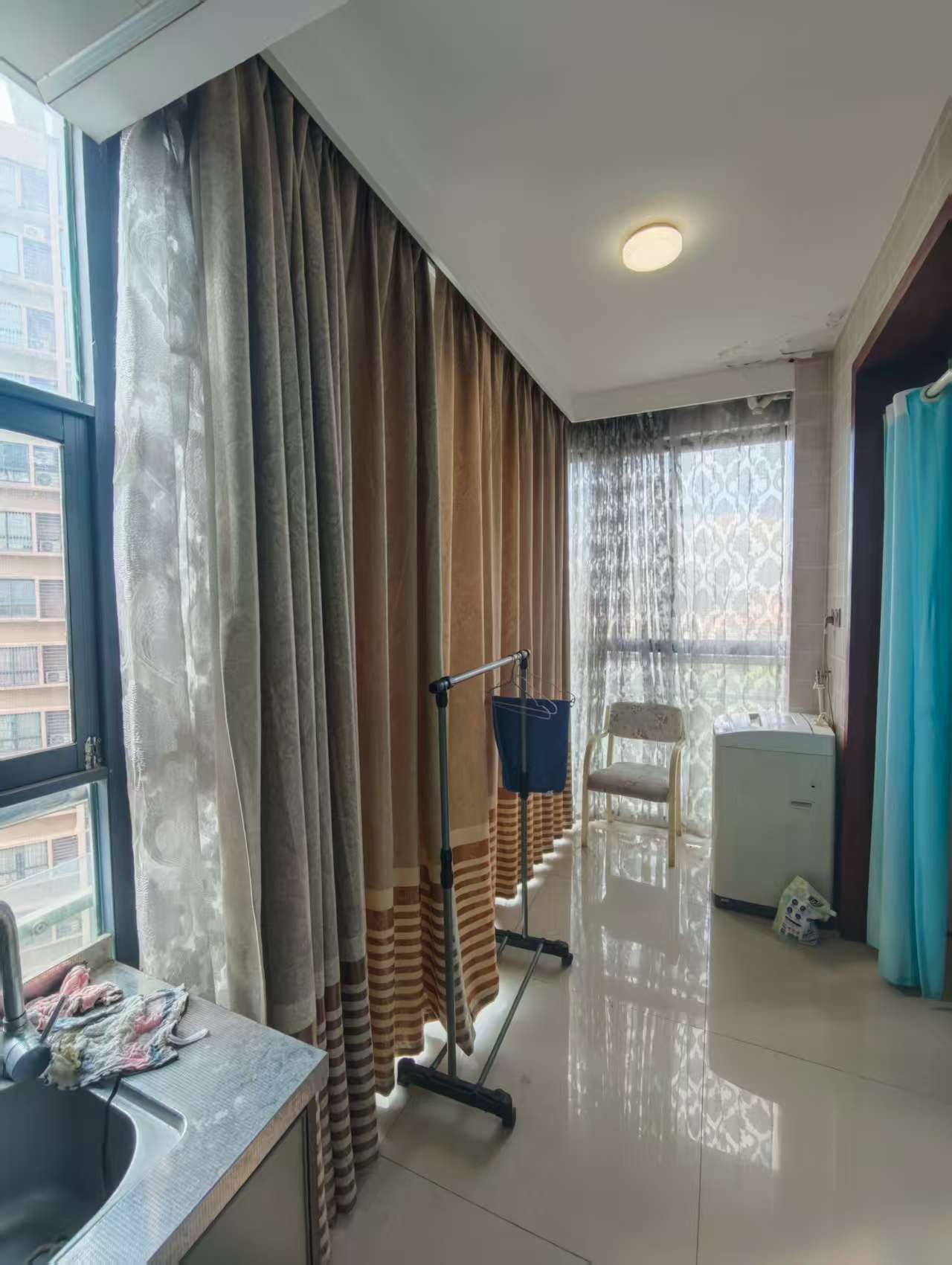 名仕华府 1室1厅1卫 1200.0元/月 名仕华府 1室1厅1卫 1200.0元/月室内图