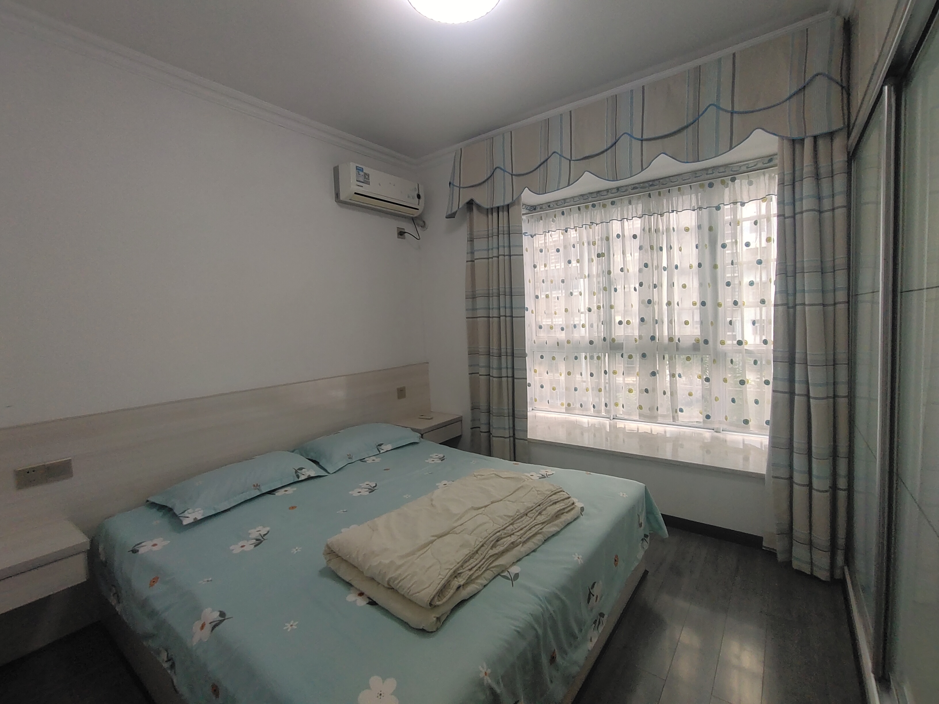 熙城春天 2室2厅1卫 1600.0元/月 熙城春天 2室2厅1卫 1600.0元/月室内图