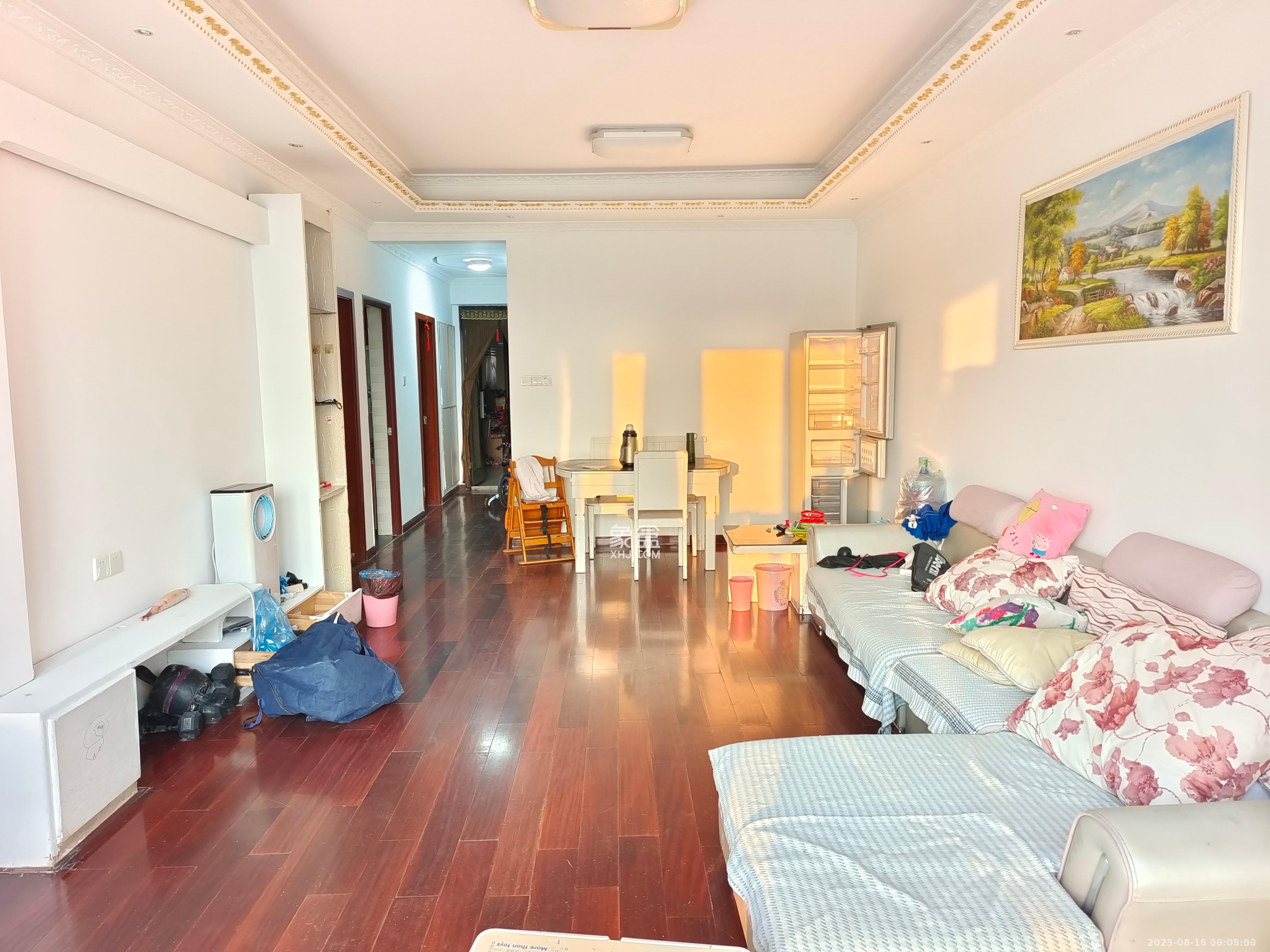 阳光100三期 3室2厅1卫 2200.0元/月 阳光100三期 3室2厅1卫 2200.0元/月室内图