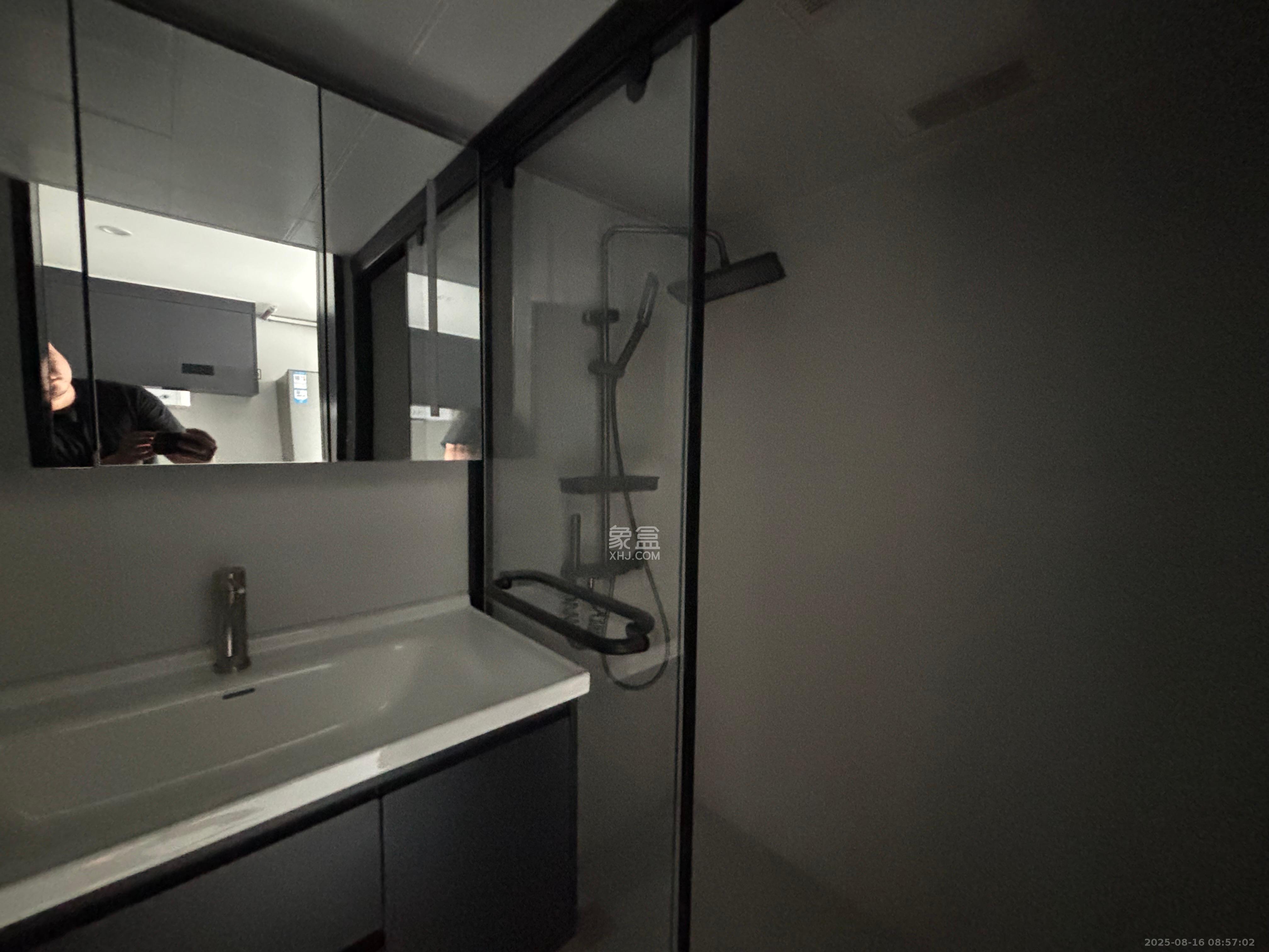 梅溪悦章 1室1厅1卫 1650.0元/月 梅溪悦章 1室1厅1卫 1650.0元/月室内图