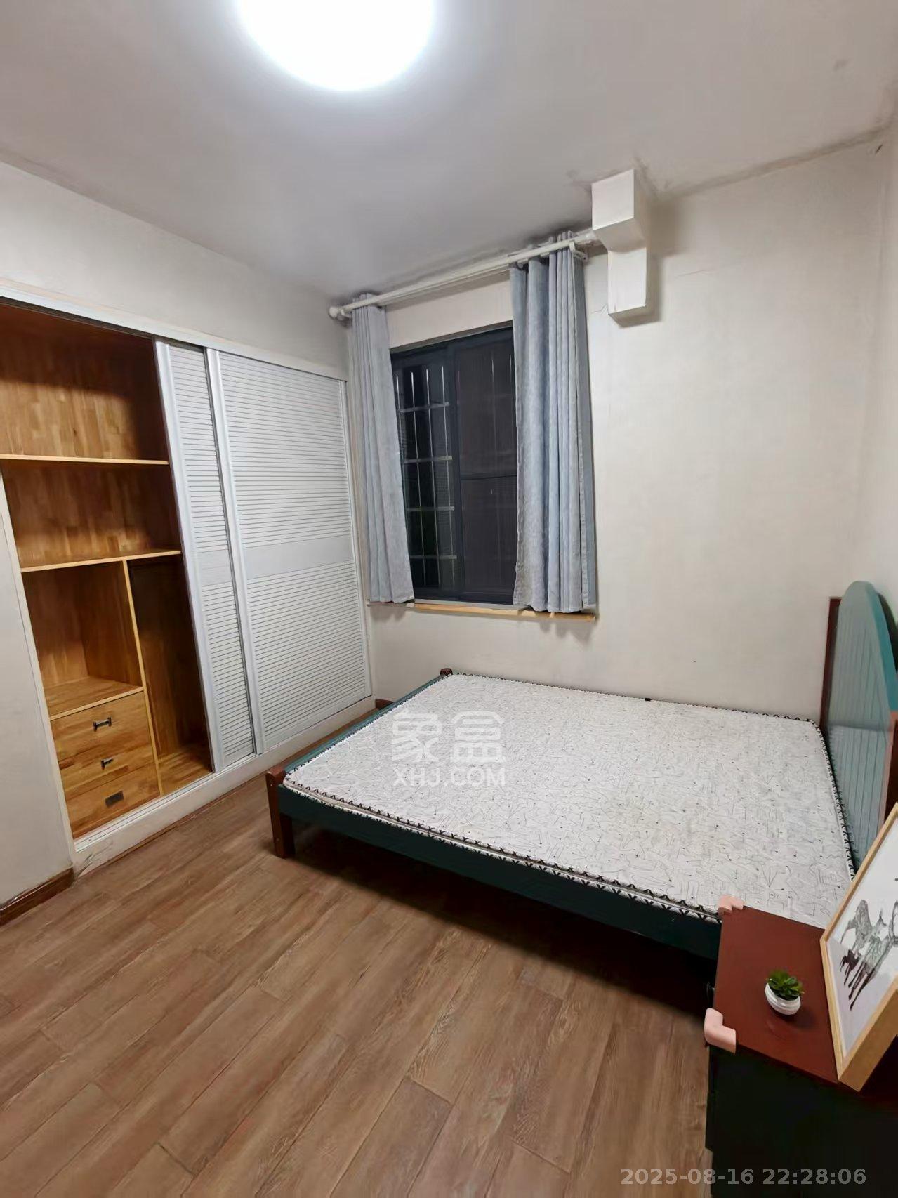 中信文化广场（中信新城二期）  3室1厅1卫    2000.0元/月室内图