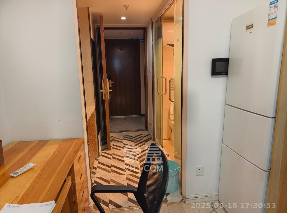 万科金域缇香  1室1厅1卫    1300.0元/月 万科金域缇香  1室1厅1卫    1300.0元/月室内图