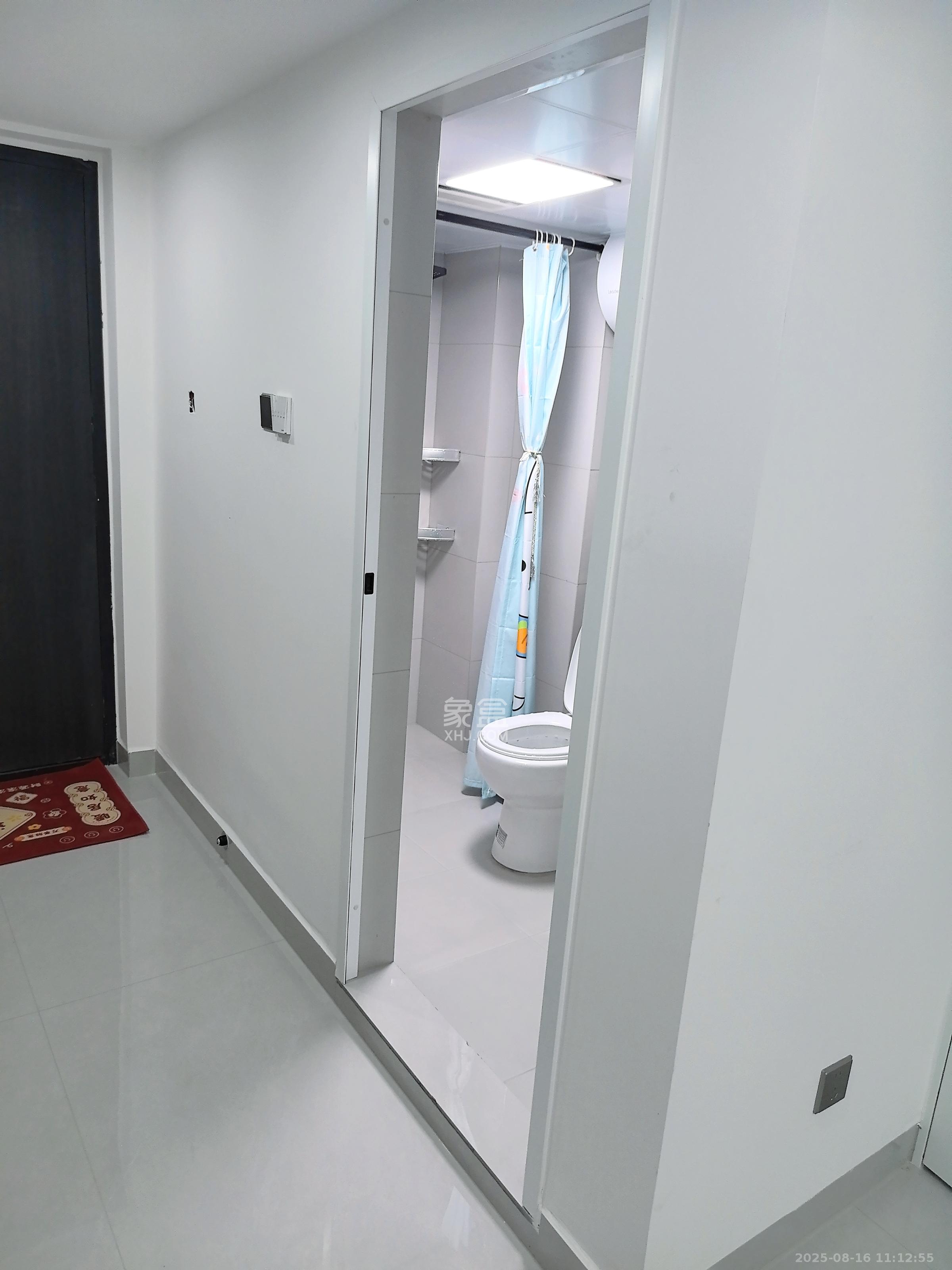 绿地商务广场 1室1厅1卫 1800.0元/月 绿地商务广场 1室1厅1卫 1800.0元/月室内图