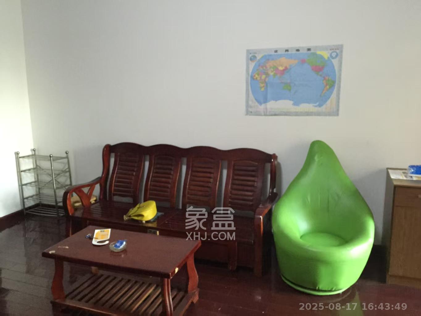 天城湖光山色 1室1厅1卫 1250.0元/月 天城湖光山色 1室1厅1卫 1250.0元/月室内图