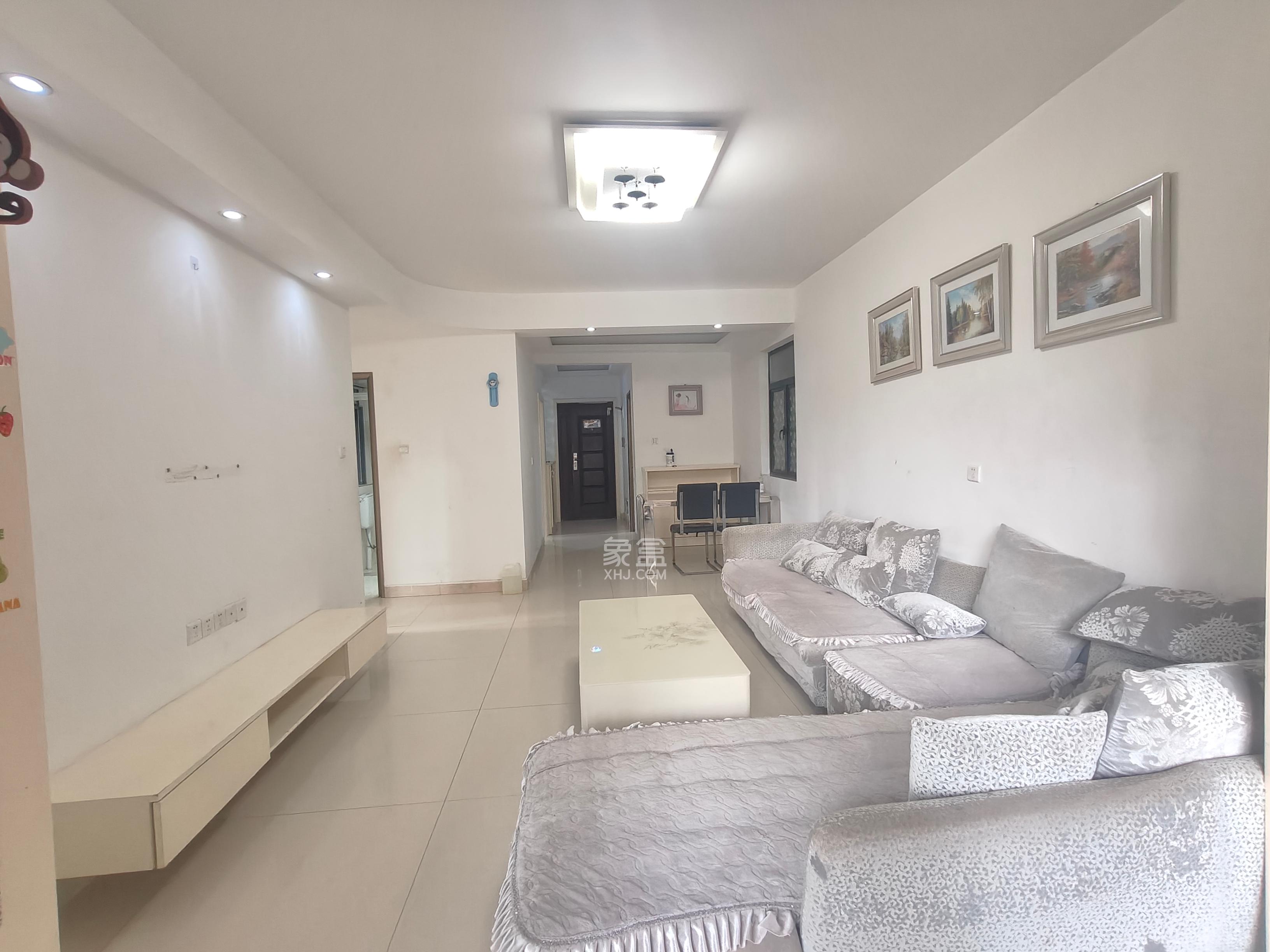 山水誉峰 2室2厅1卫 2500.0元/月 山水誉峰 2室2厅1卫 2500.0元/月室内图