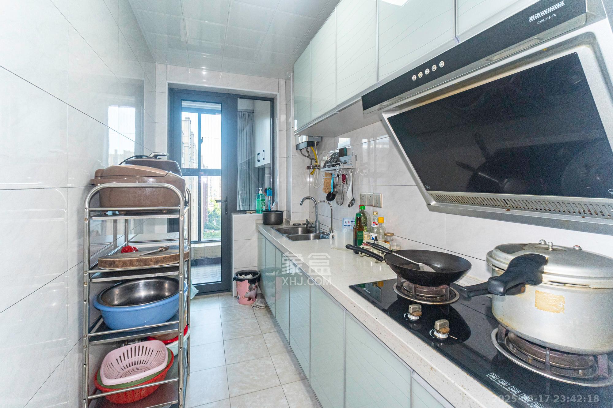 恒基凯旋门三期  2室2厅1卫    45.0万厨房