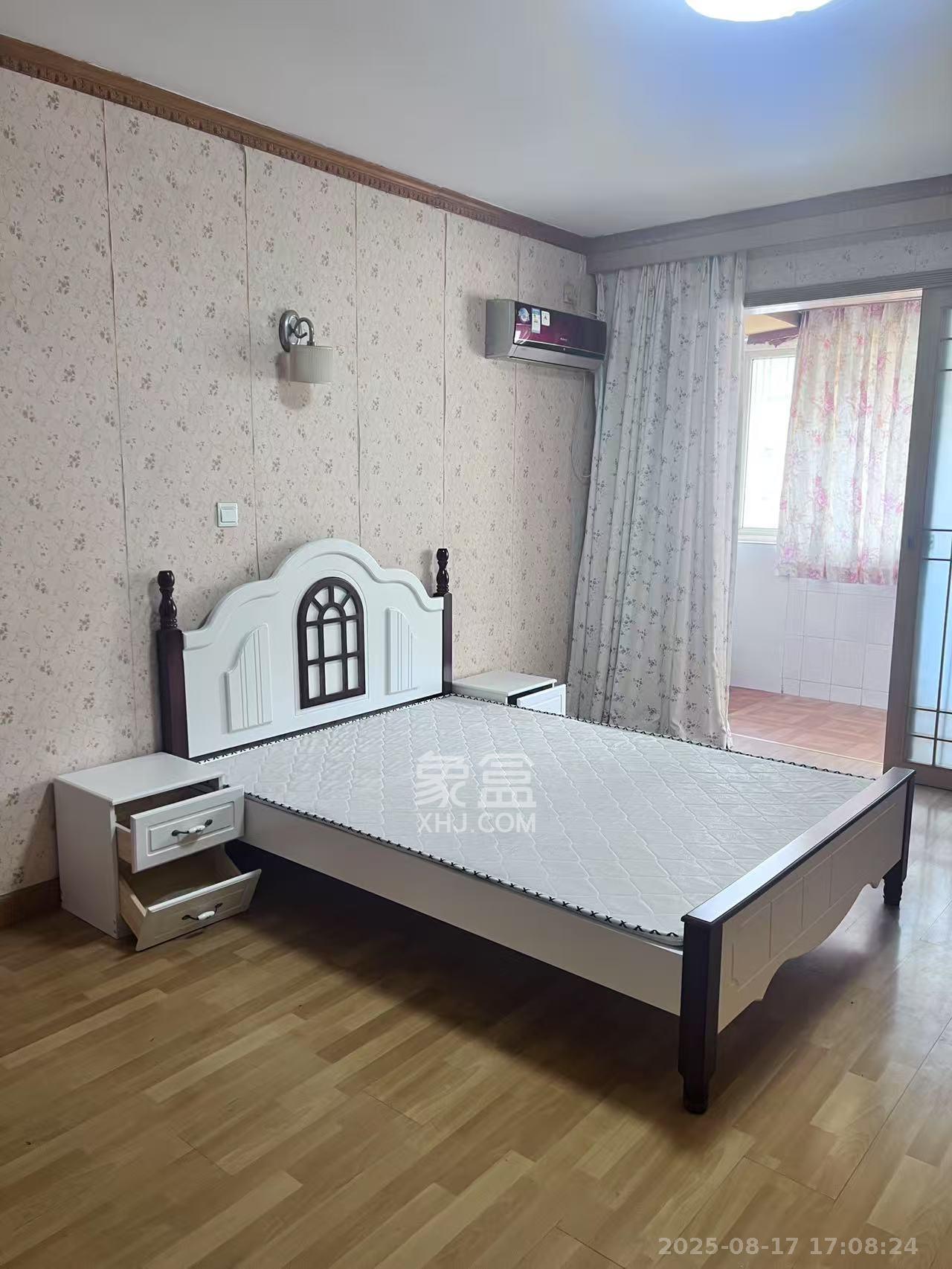 海威大厦 3室2厅2卫 2200.0元/月 海威大厦 3室2厅2卫 2200.0元/月室内图