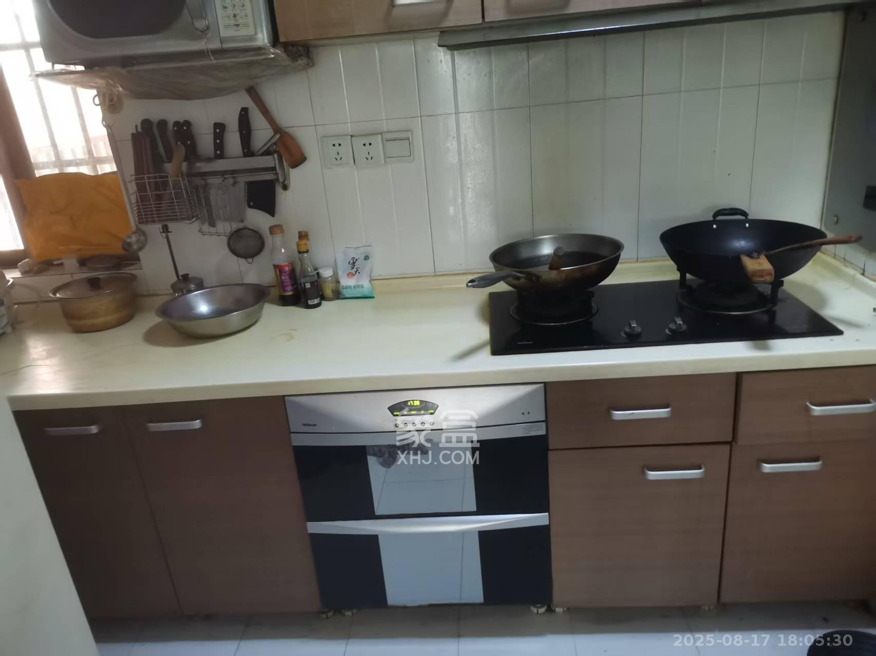 中天枫景园 3室2厅2卫 5200.0元/月 中天枫景园 3室2厅2卫 5200.0元/月室内图