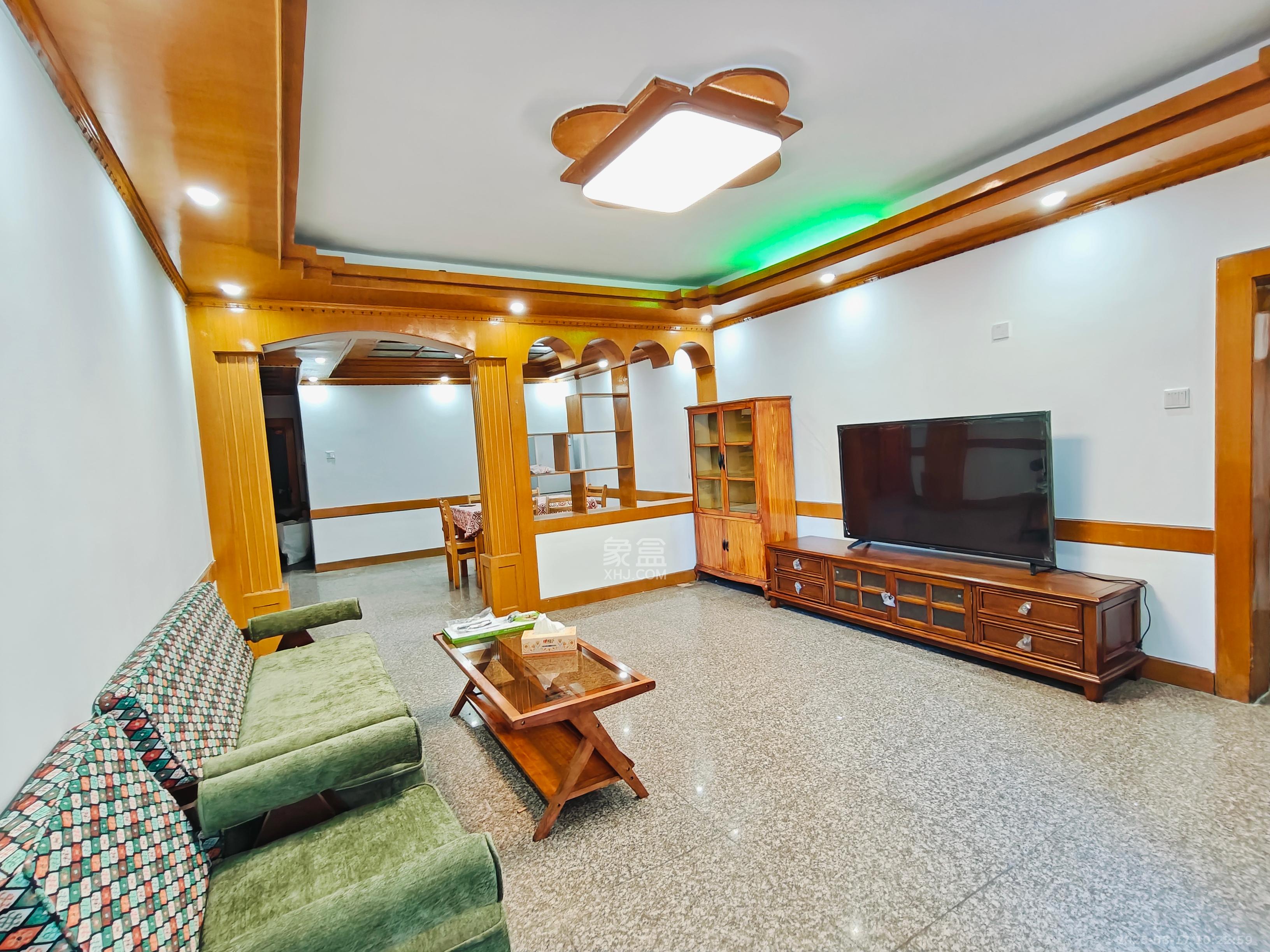 城市花园 3室1厅2卫 2800.0元/月 城市花园 3室1厅2卫 2800.0元/月室内图