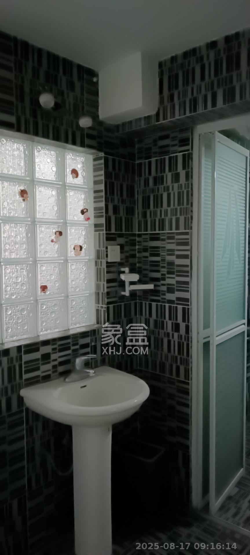 申奥美域  1室1厅1卫    1500.0元/月室内图