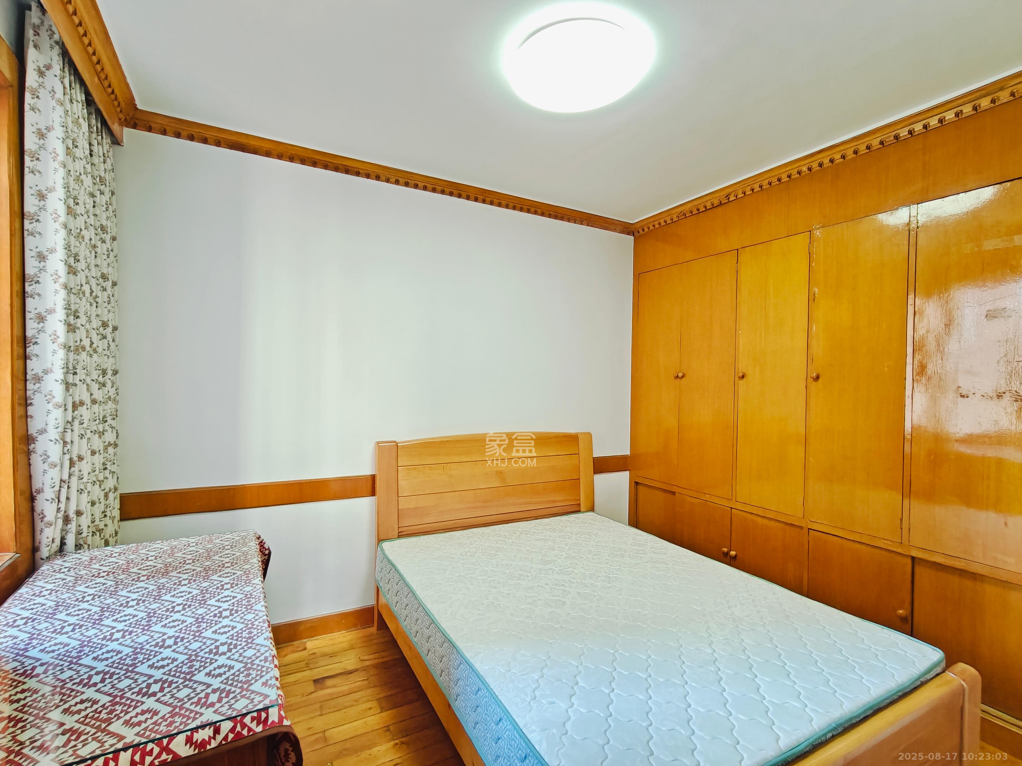 城市花园 3室1厅2卫 2800.0元/月 城市花园 3室1厅2卫 2800.0元/月室内图