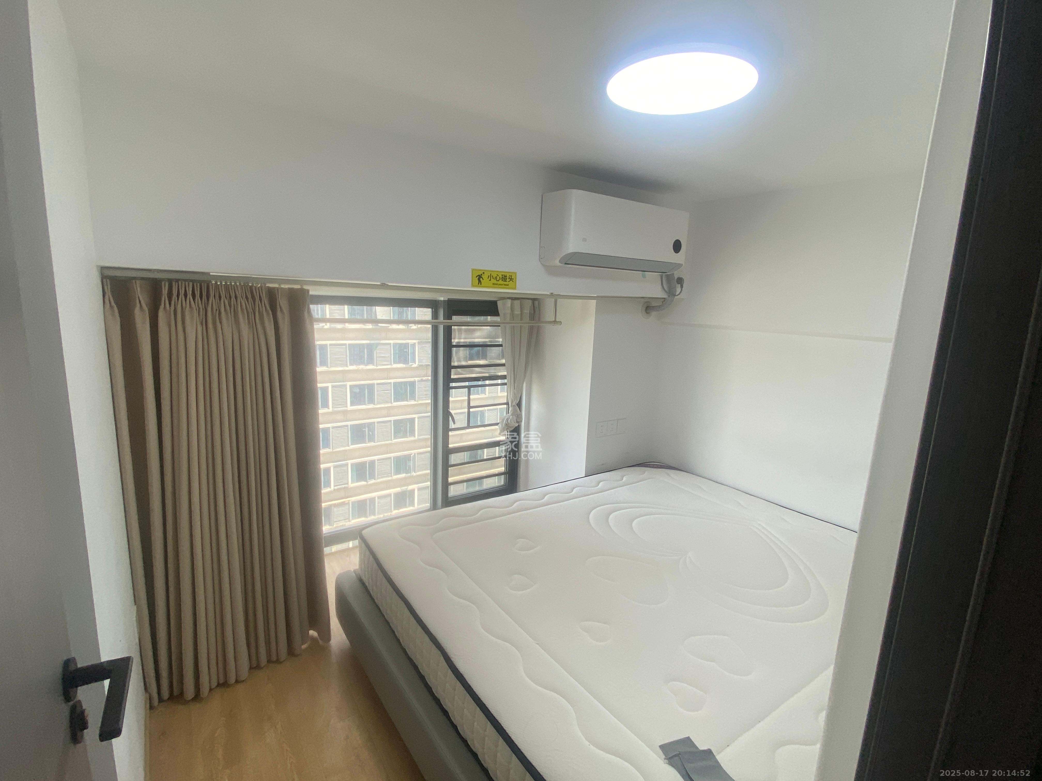 佳兆业云顶都汇  2室1厅1卫    2200.0元/月室内图