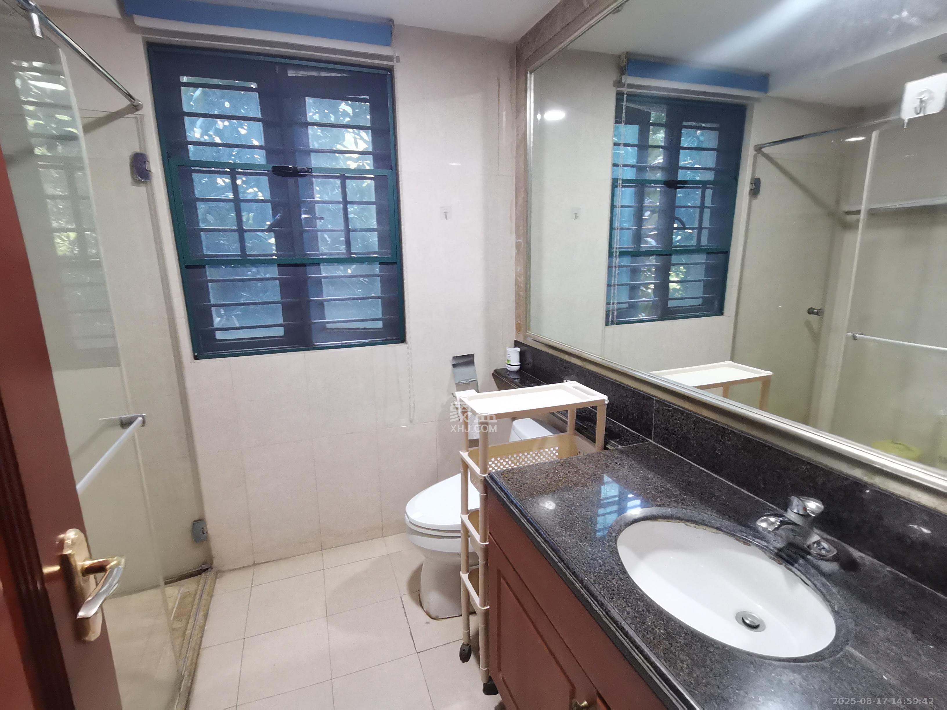 恒大华府  3室2厅1卫    3600.0元/月 恒大华府  3室2厅1卫    3600.0元/月室内图