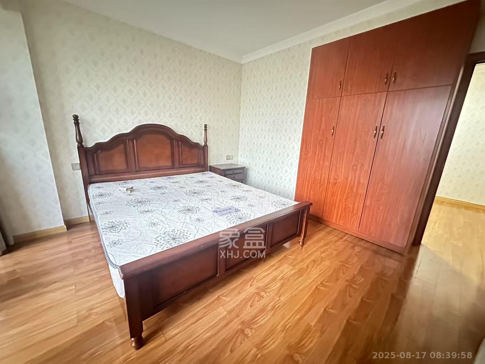 铂宫 3室2厅2卫 4200.0元/月 铂宫 3室2厅2卫 4200.0元/月室内图