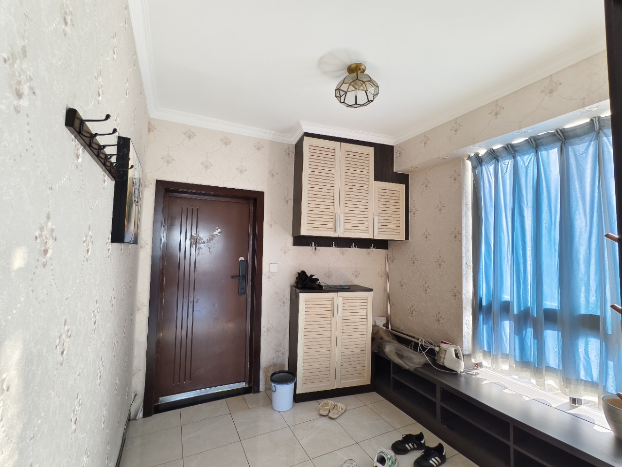 湘银二期世纪花园 3室2厅2卫 60.00万 湘银二期世纪花园 3室2厅2卫 60.00万室内图