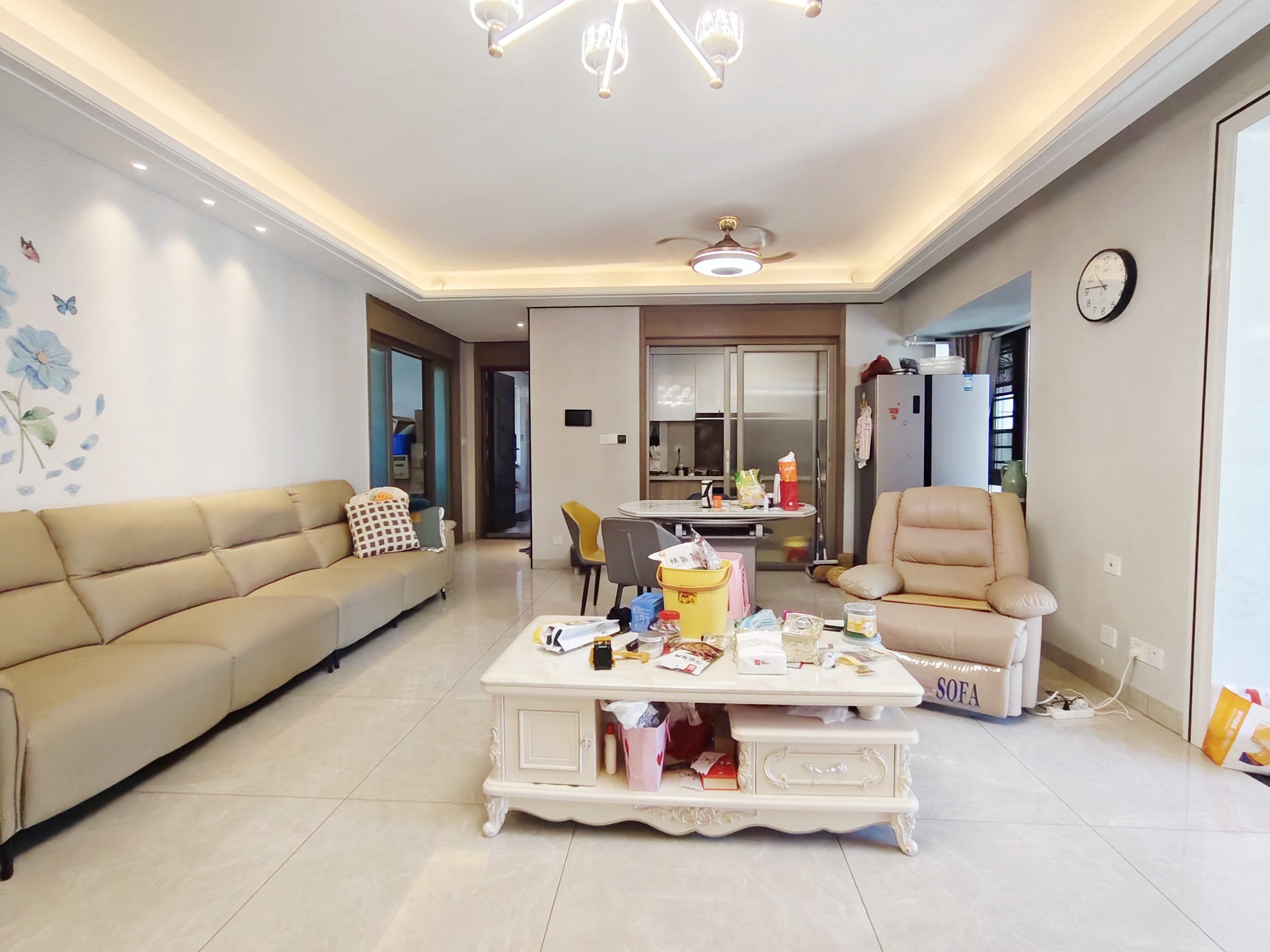 荣盛华府 4室2厅2卫 84.0万 荣盛华府 4室2厅2卫 84.0万室内图