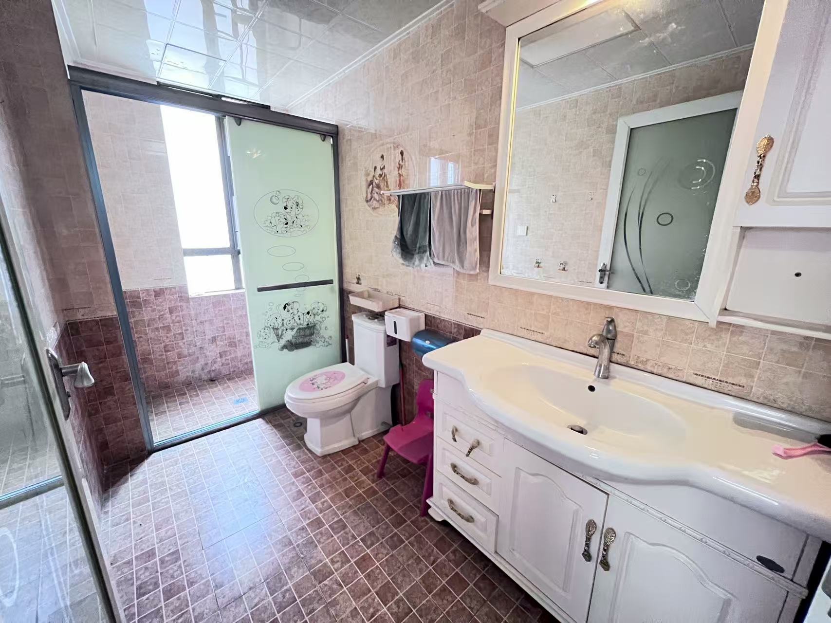 凯旋名门人民中路1006号 4室2厅2卫 75.0万 凯旋名门人民中路1006号 4室2厅2卫 75.0万室内图