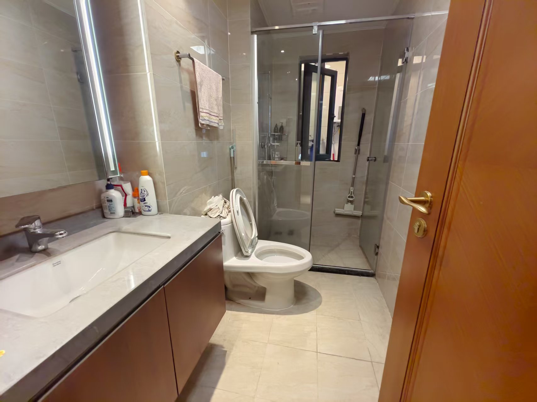 恒大华府 3室2厅2卫 88.0万 恒大华府 3室2厅2卫 88.0万室内图