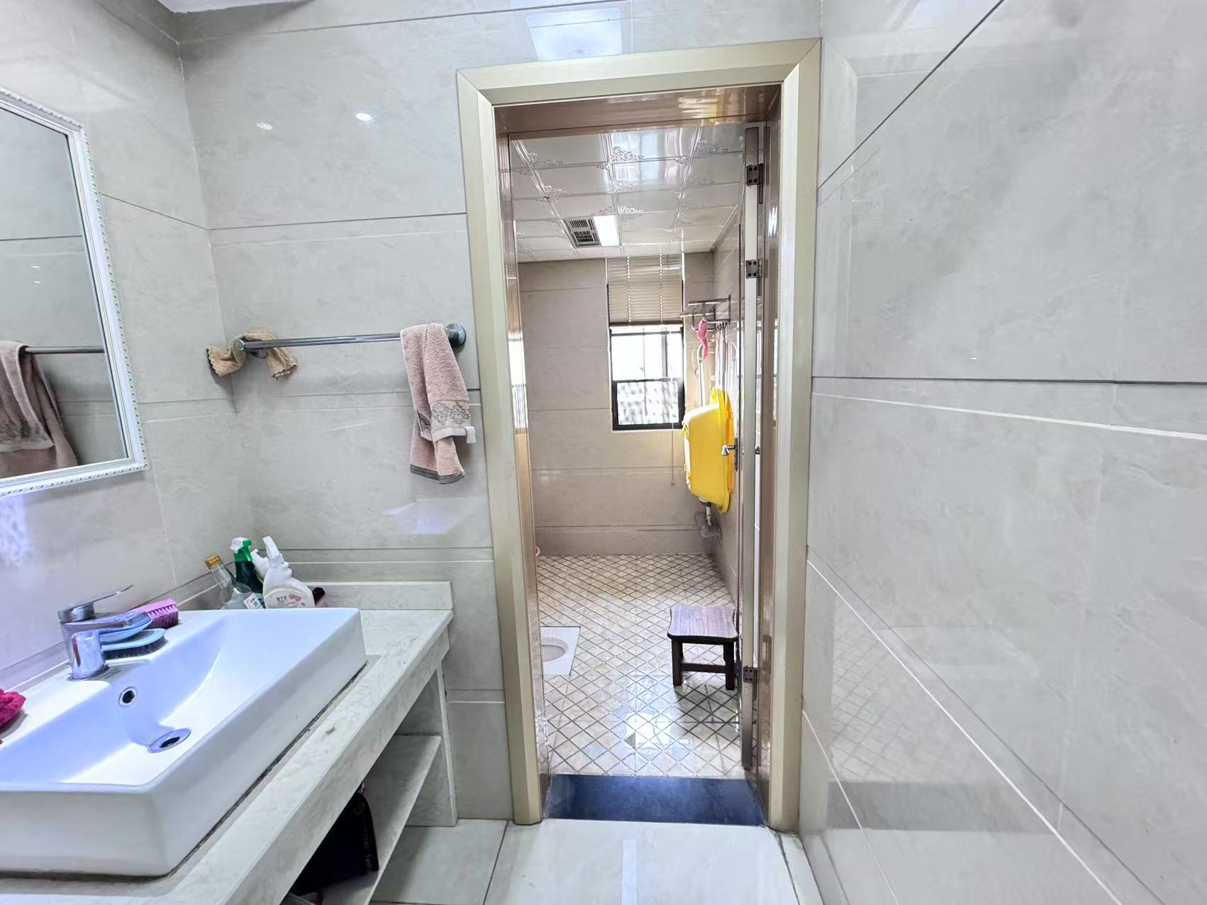 金碧花园 3室2厅2卫 72.8万 金碧花园 3室2厅2卫 72.8万室内图