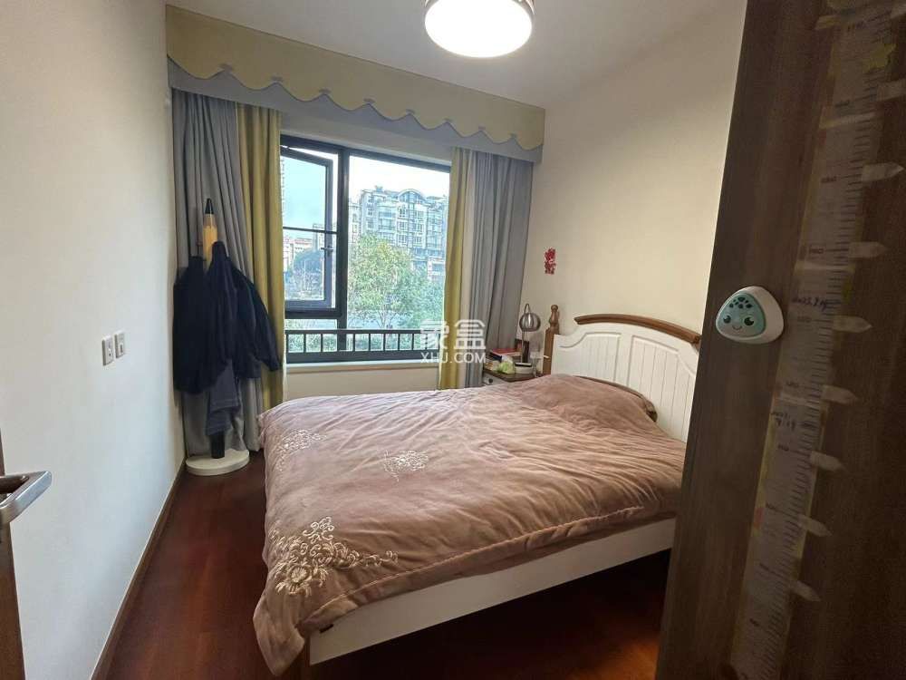 晋合湘水湾四期 4室2厅2卫 3200.0元/月 晋合湘水湾四期 4室2厅2卫 3200.0元/月户型图