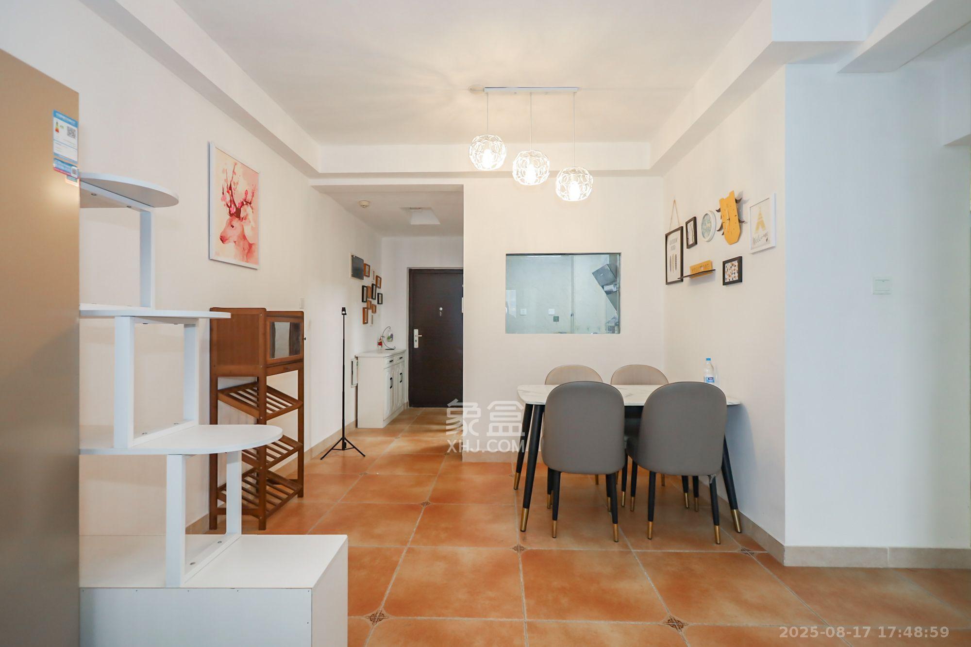 保利天禧D区 3室2厅1卫 2800.0元/月 保利天禧D区 3室2厅1卫 2800.0元/月室内图